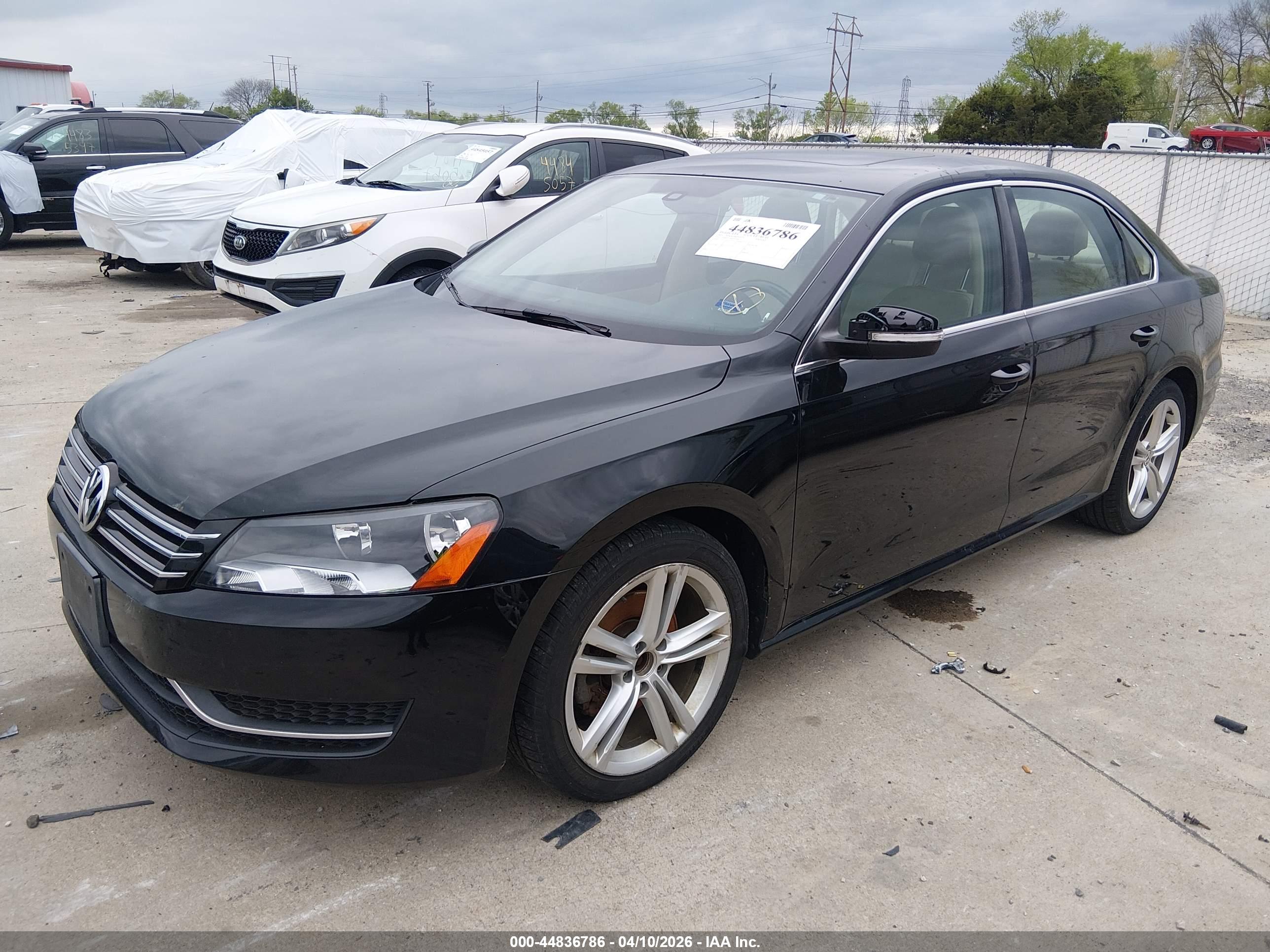 VOLKSWAGEN PASSAT image 2