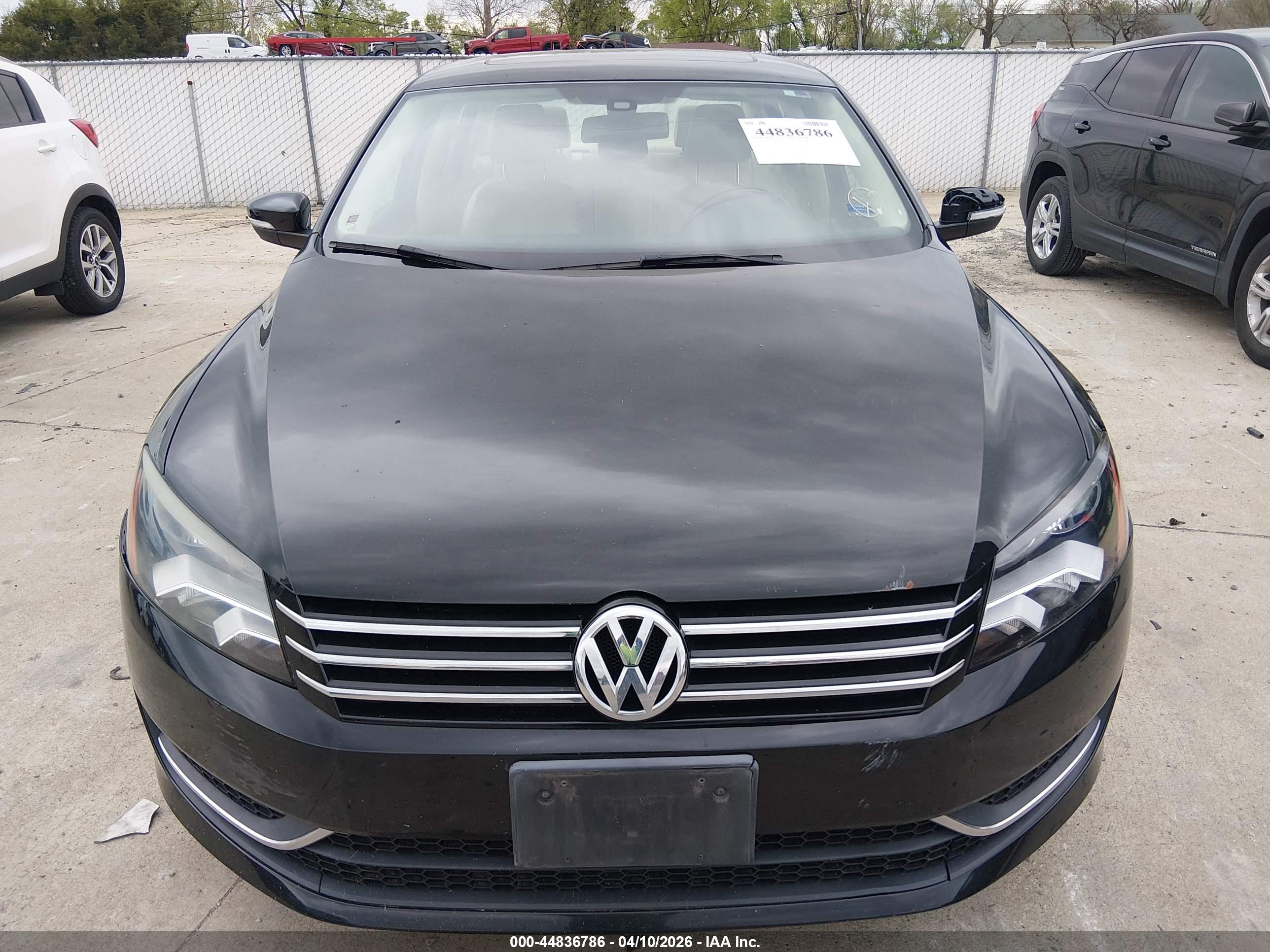 VOLKSWAGEN PASSAT image 6