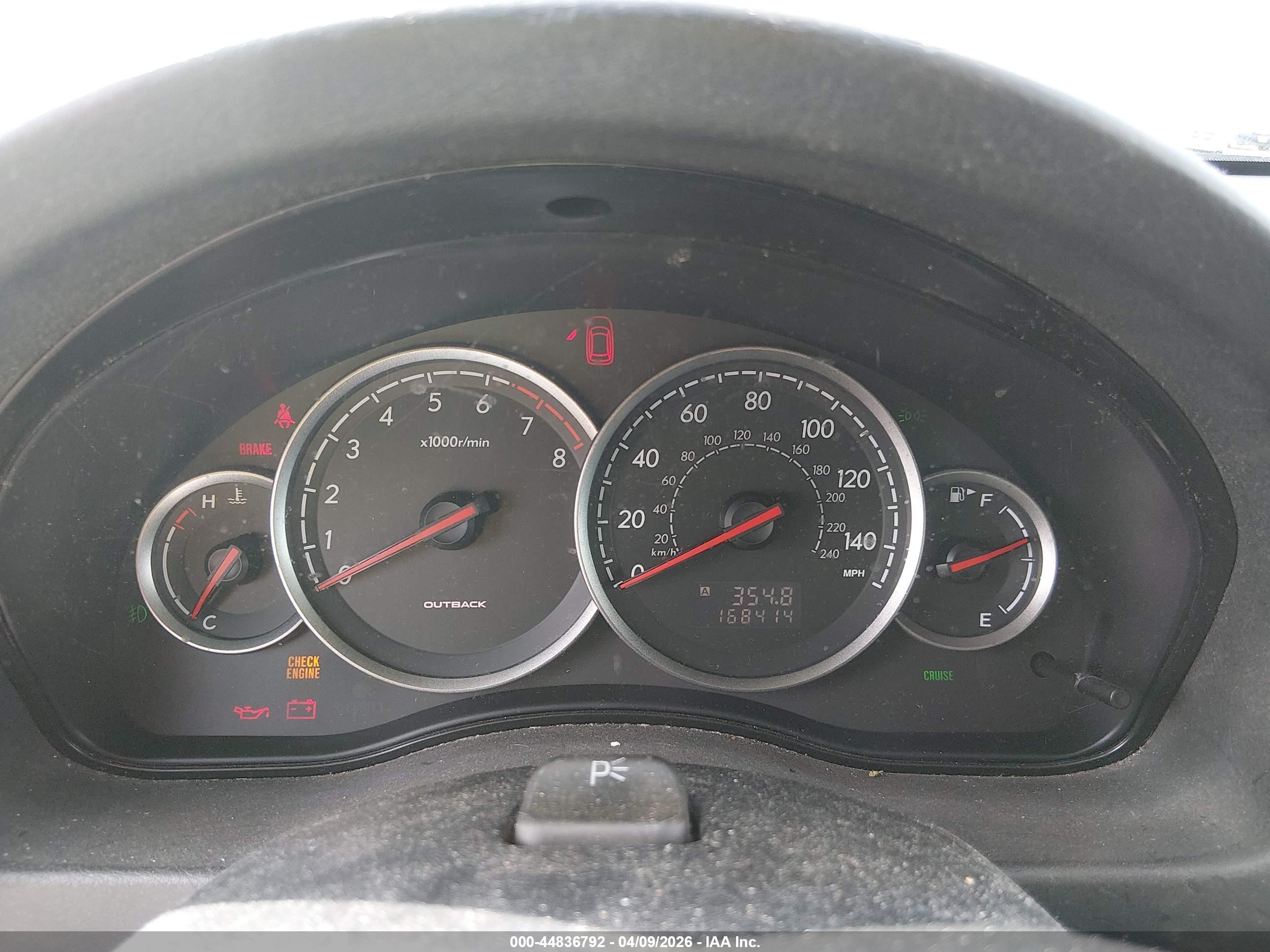 SUBARU OUTBACK image 7