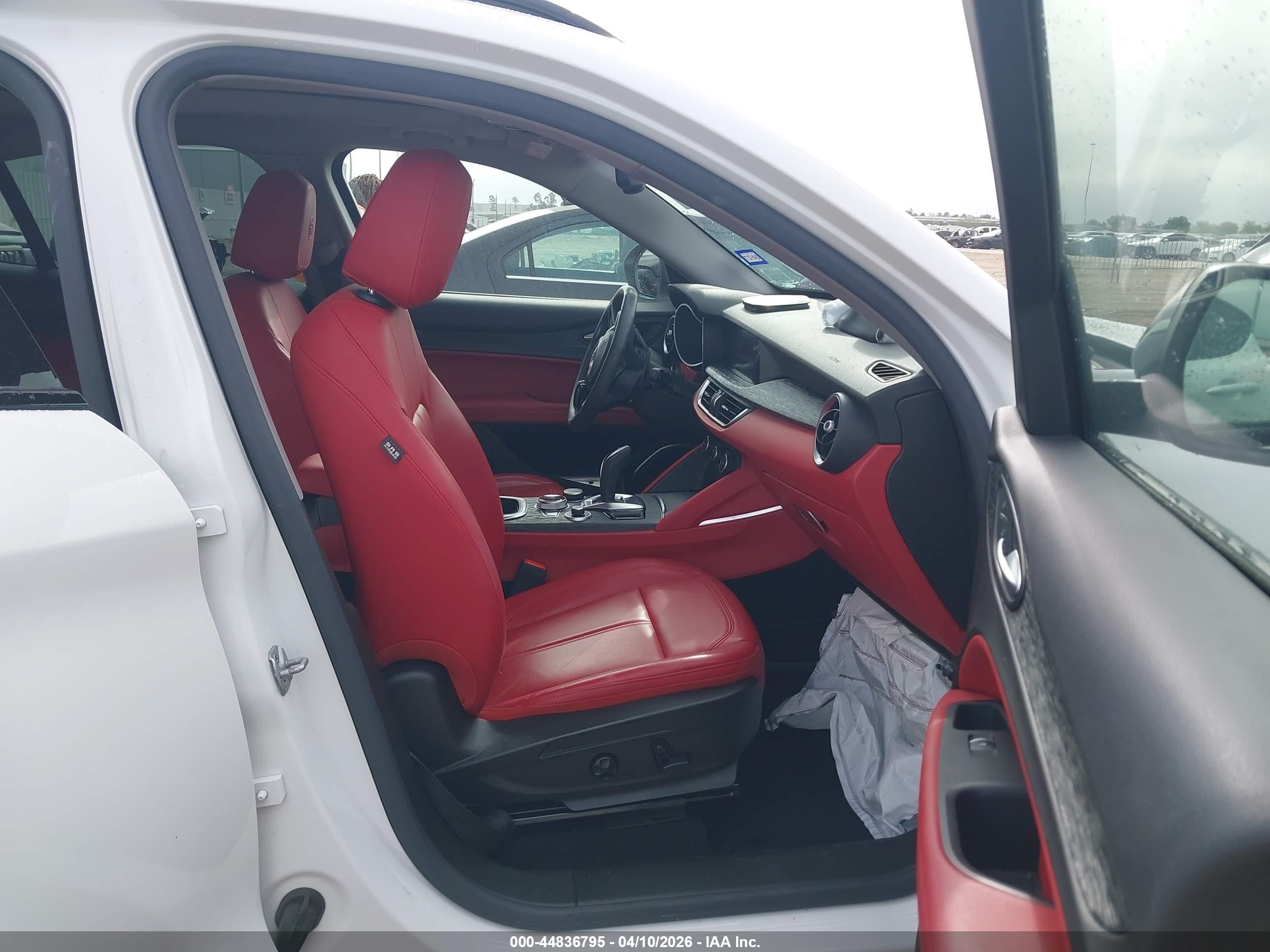 ALFA ROMEO image 5