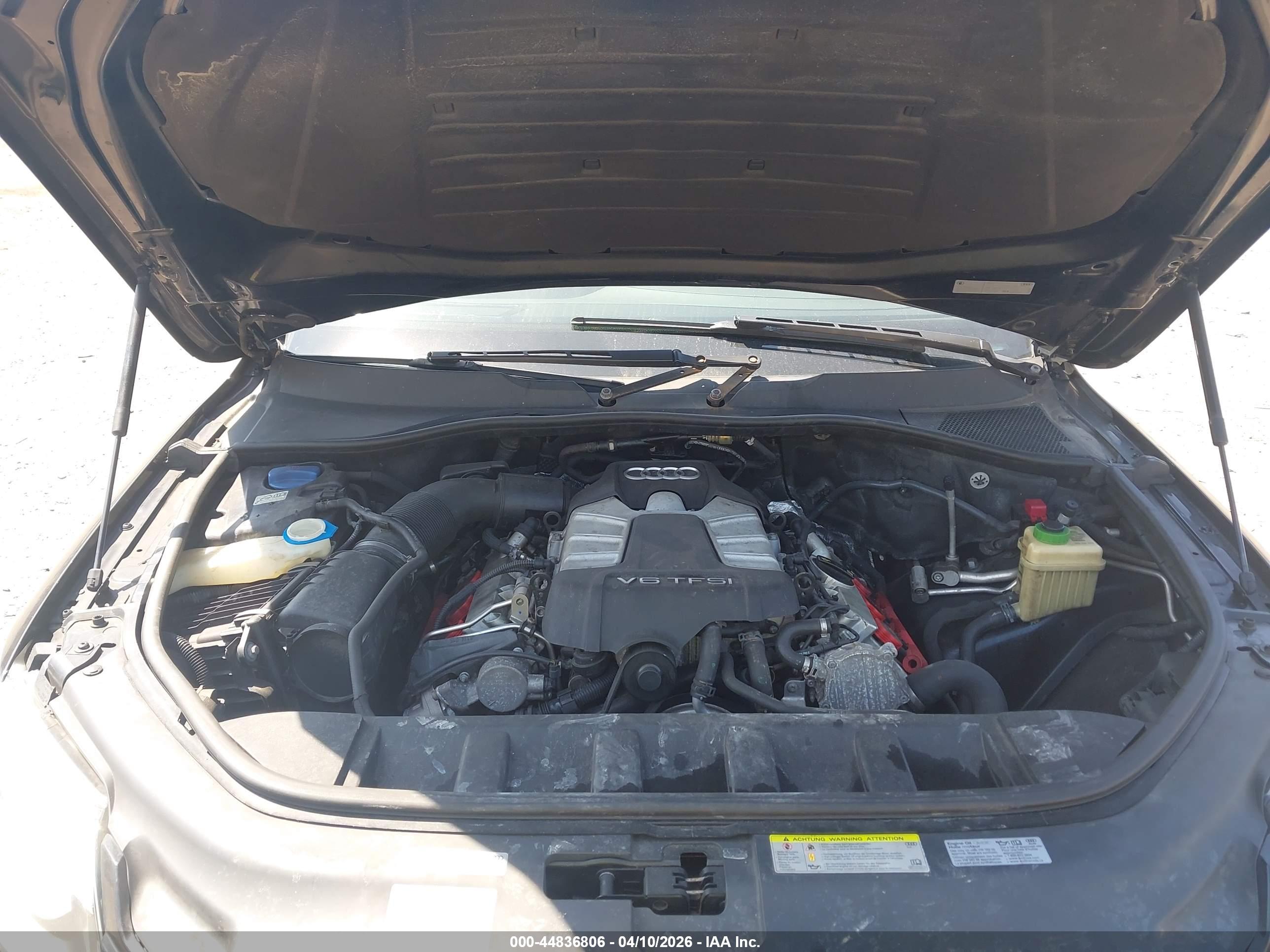 AUDI Q7 image 10