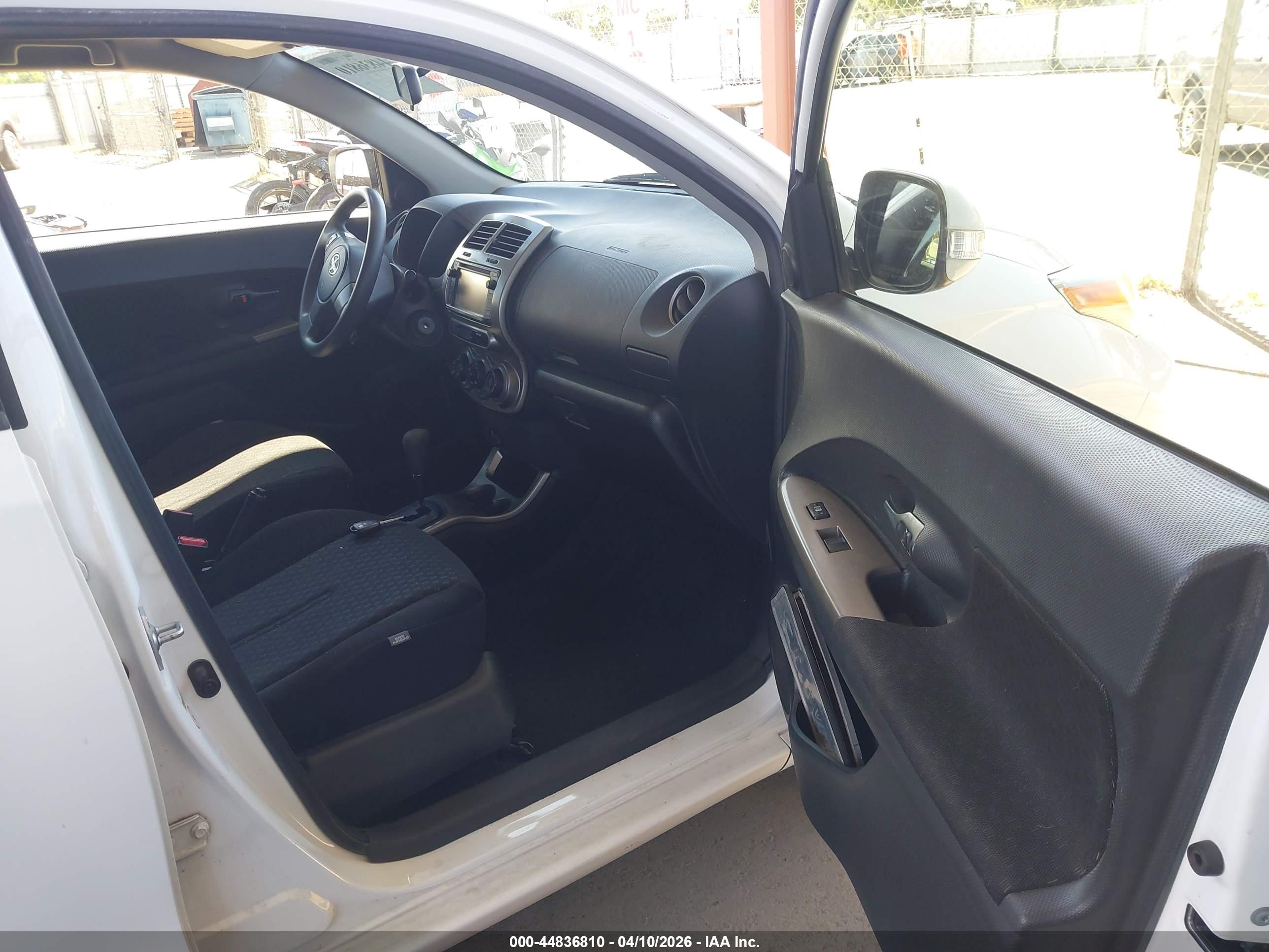 SCION XD image 5