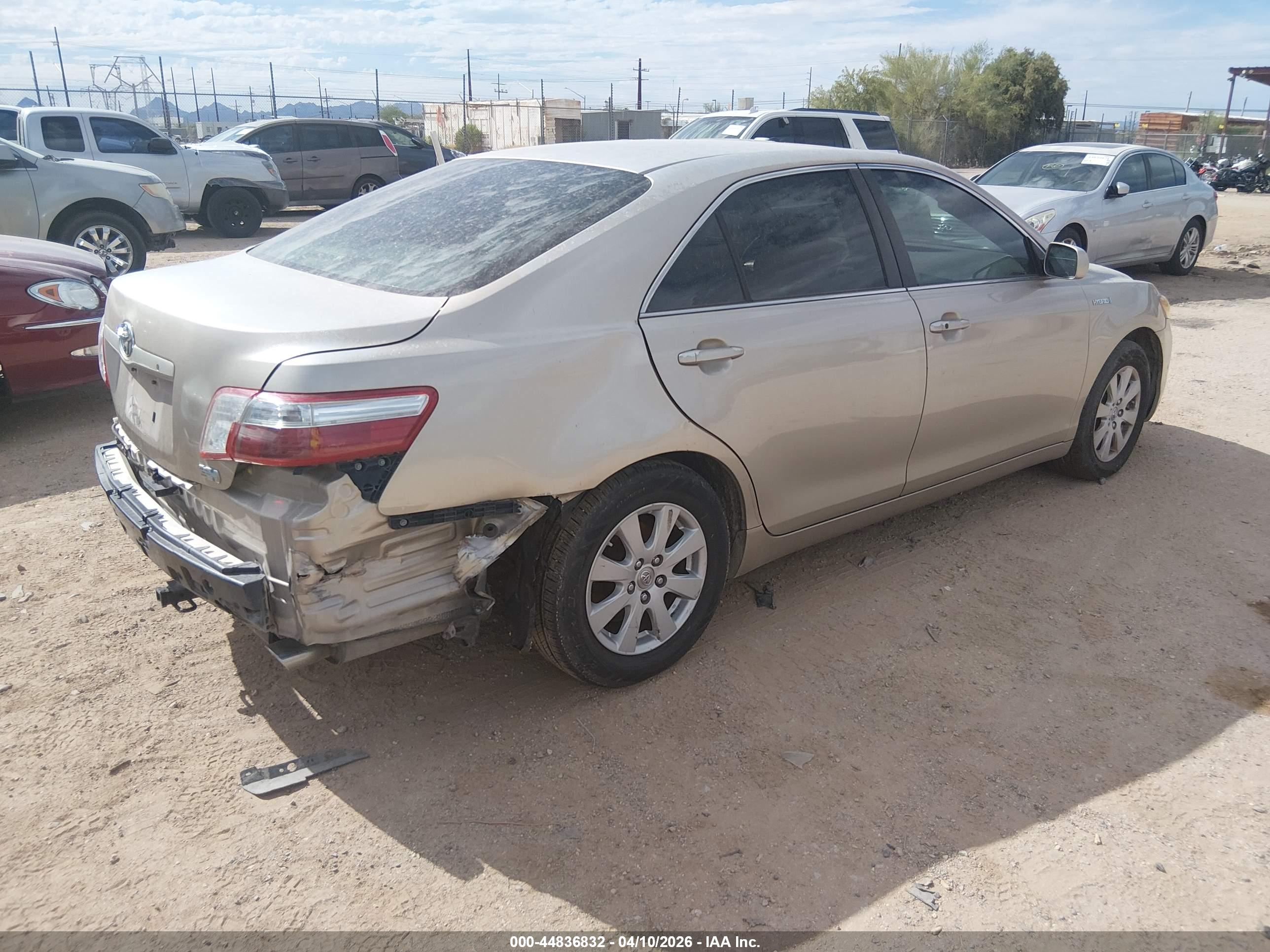 TOYOTA CAMRY image 4