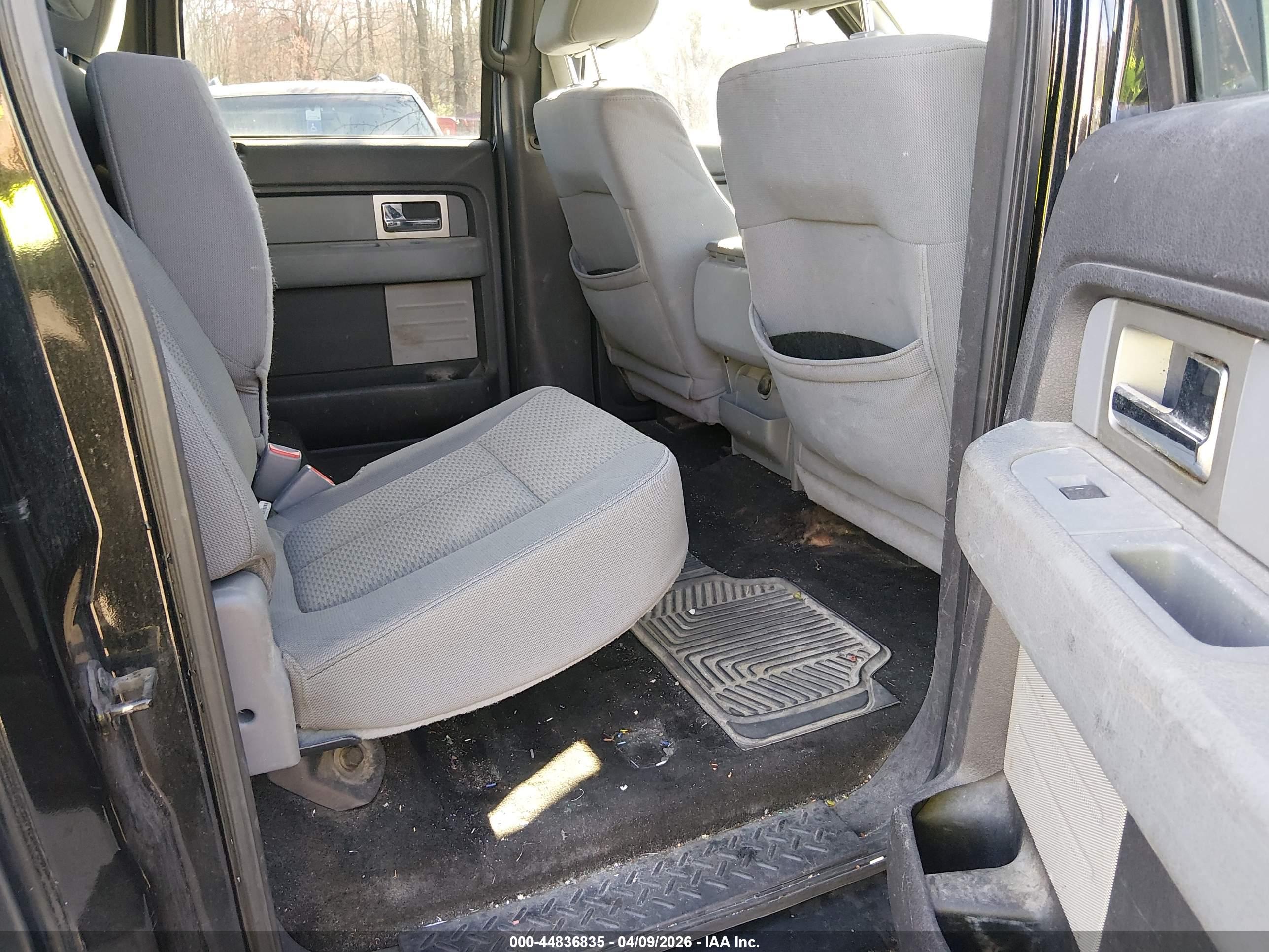 FORD F-150 image 8