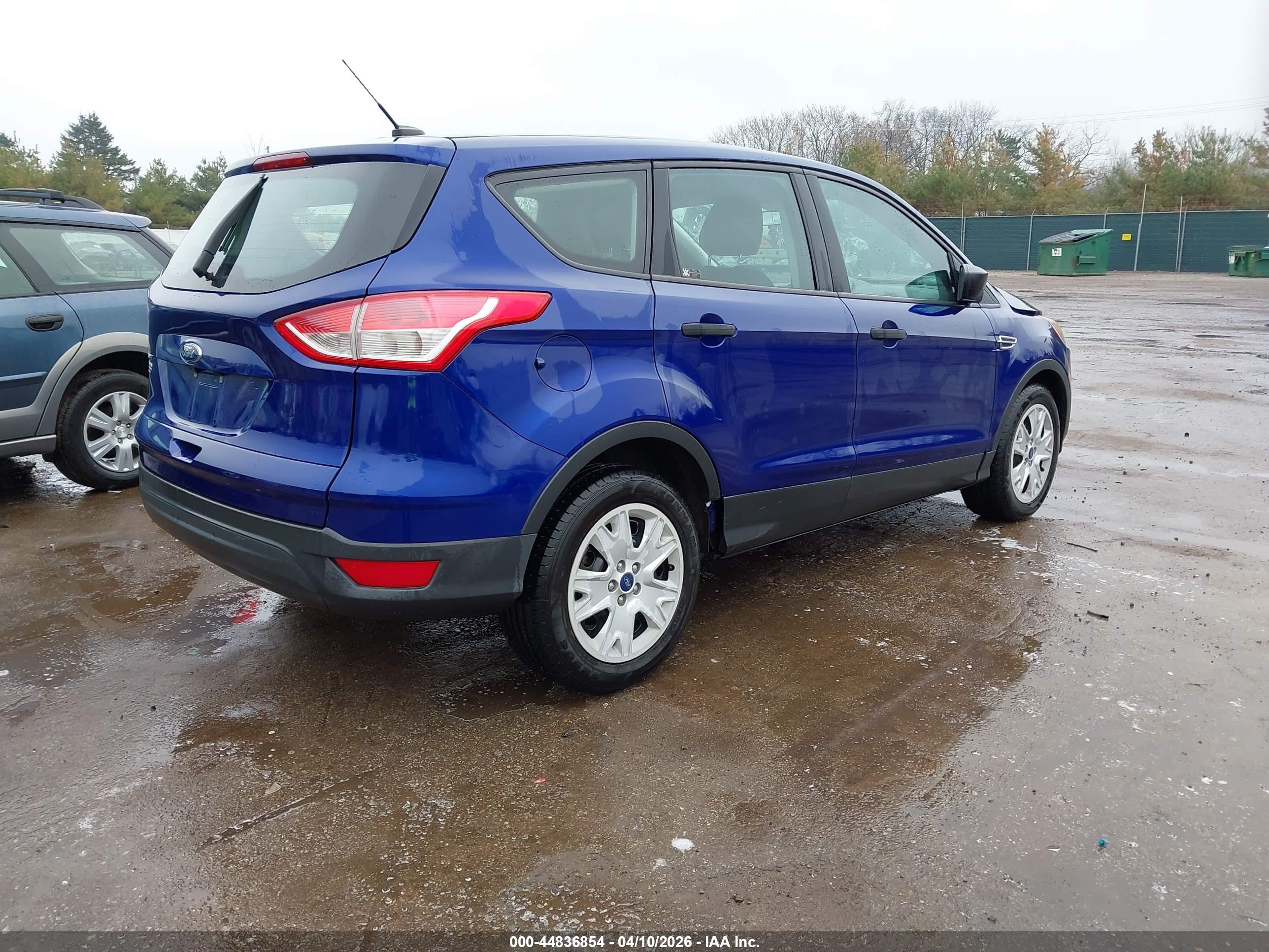 FORD ESCAPE image 4