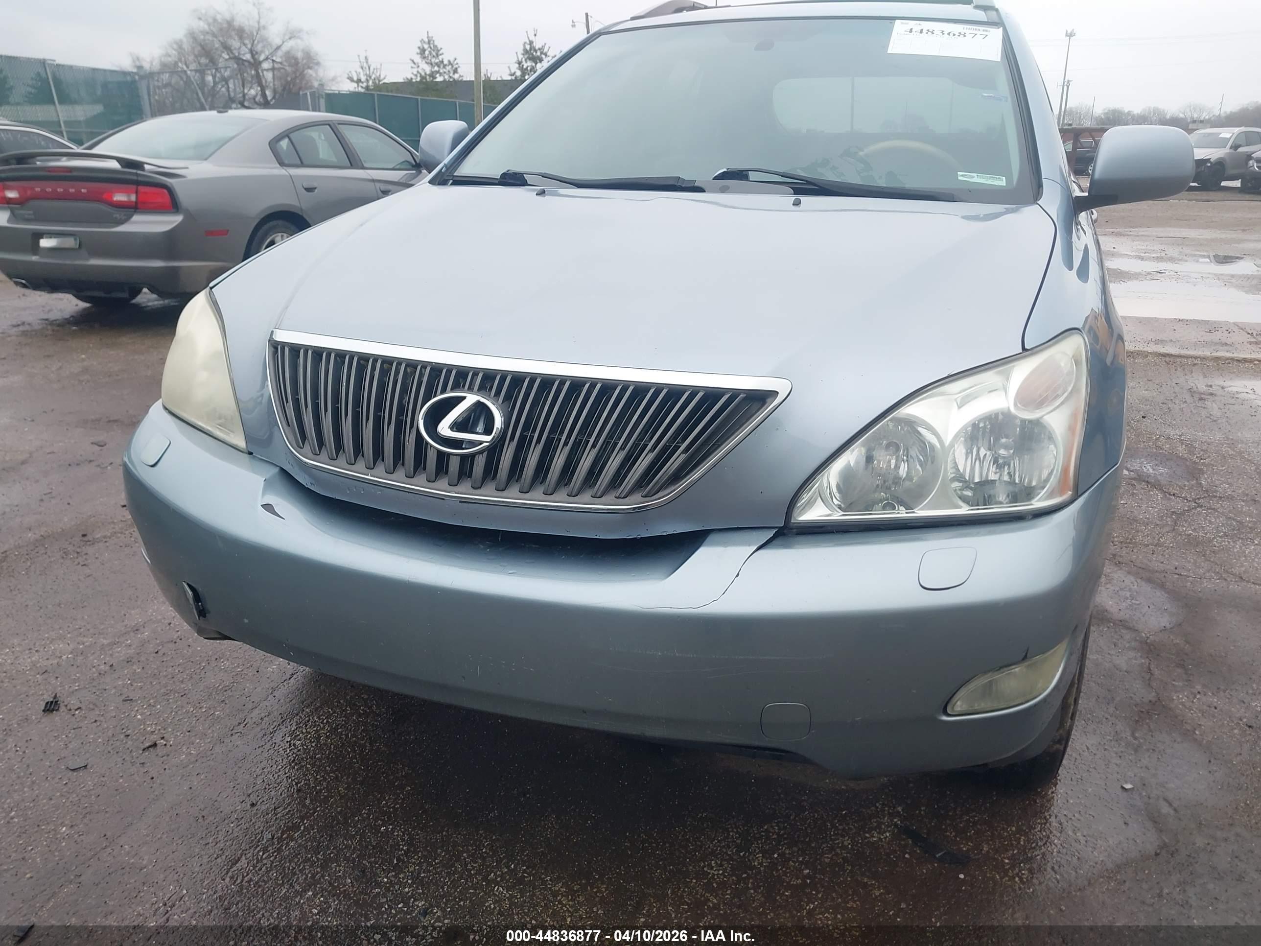 LEXUS RX image 6