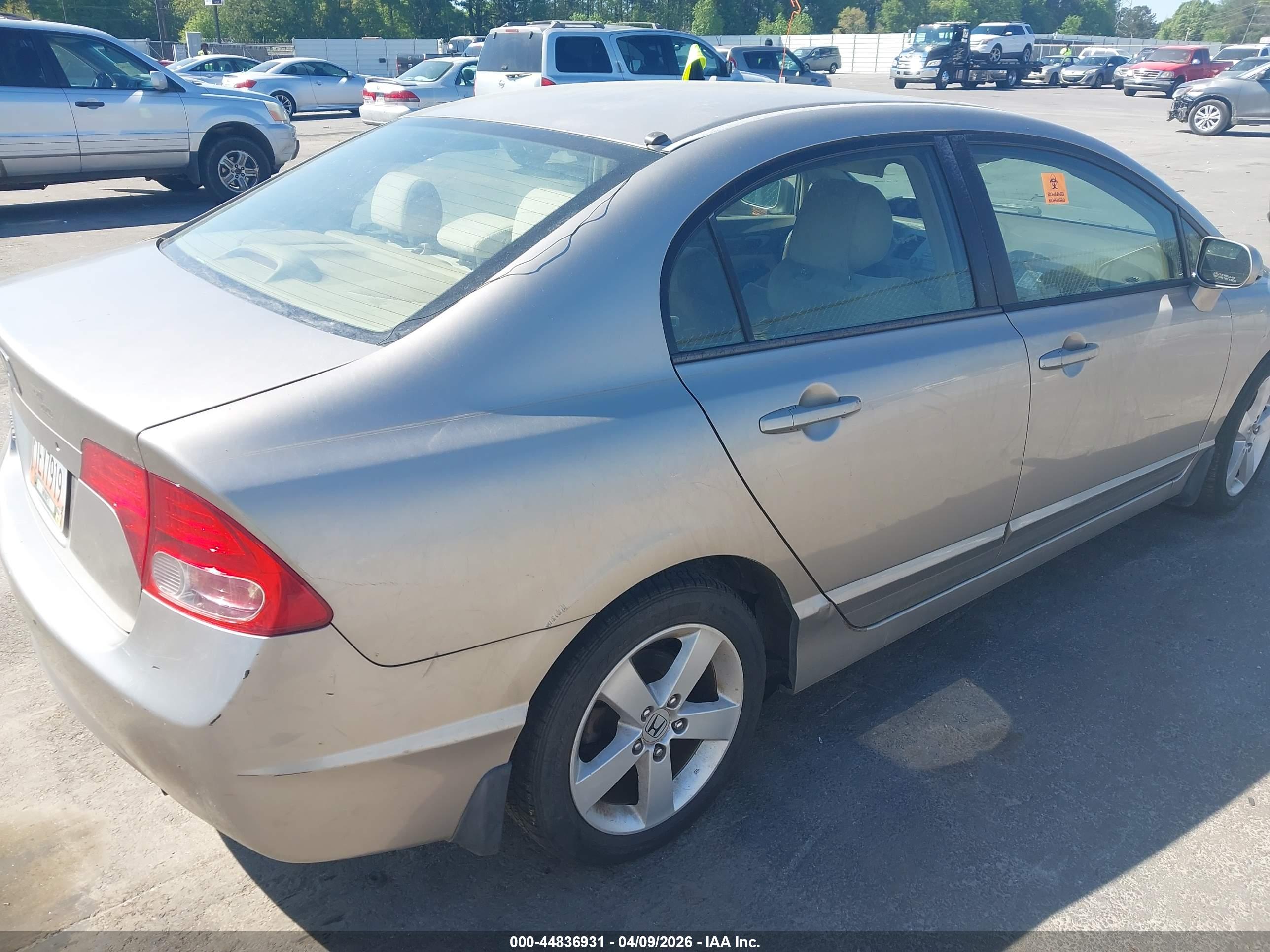 HONDA CIVIC image 4