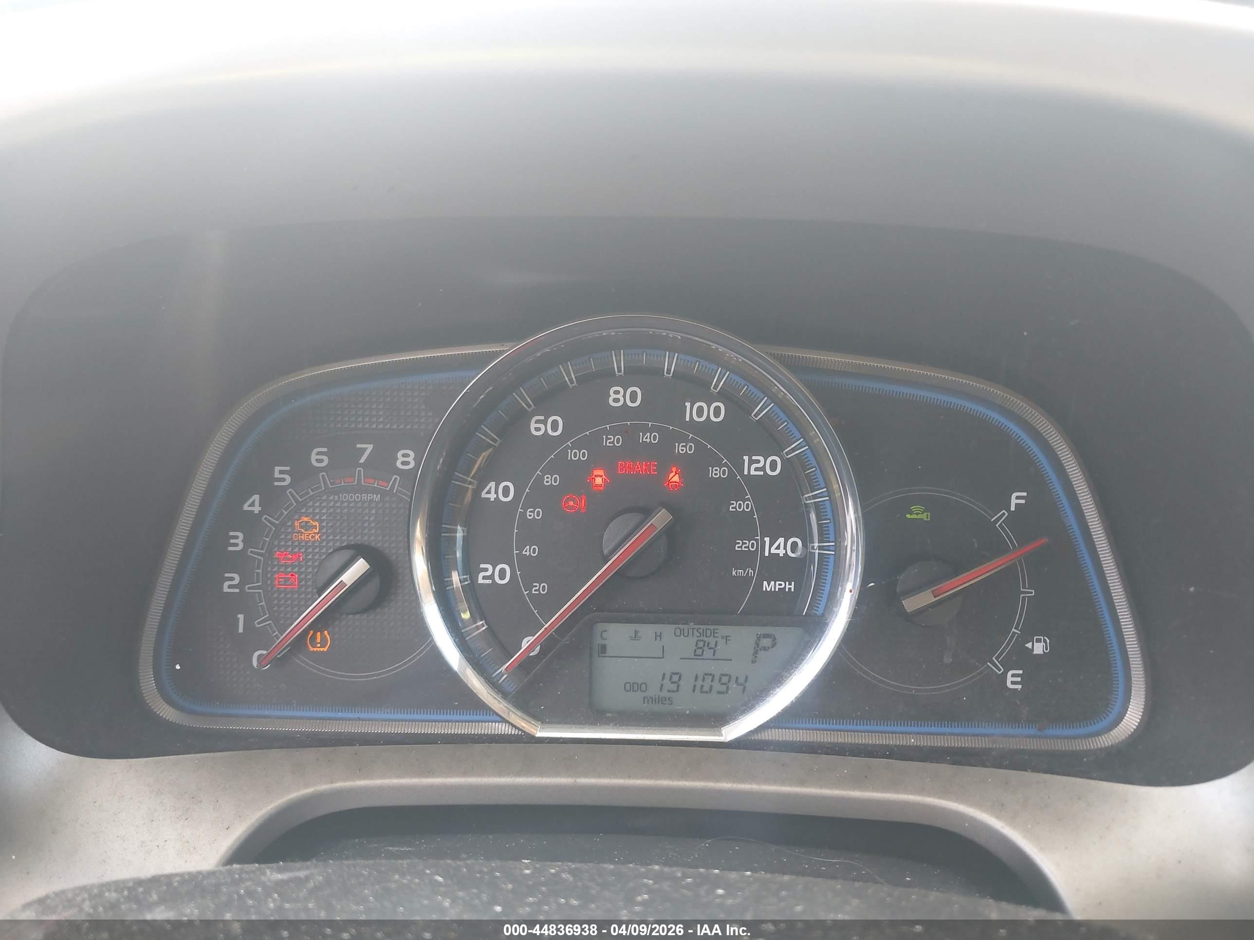 TOYOTA RAV4 image 7