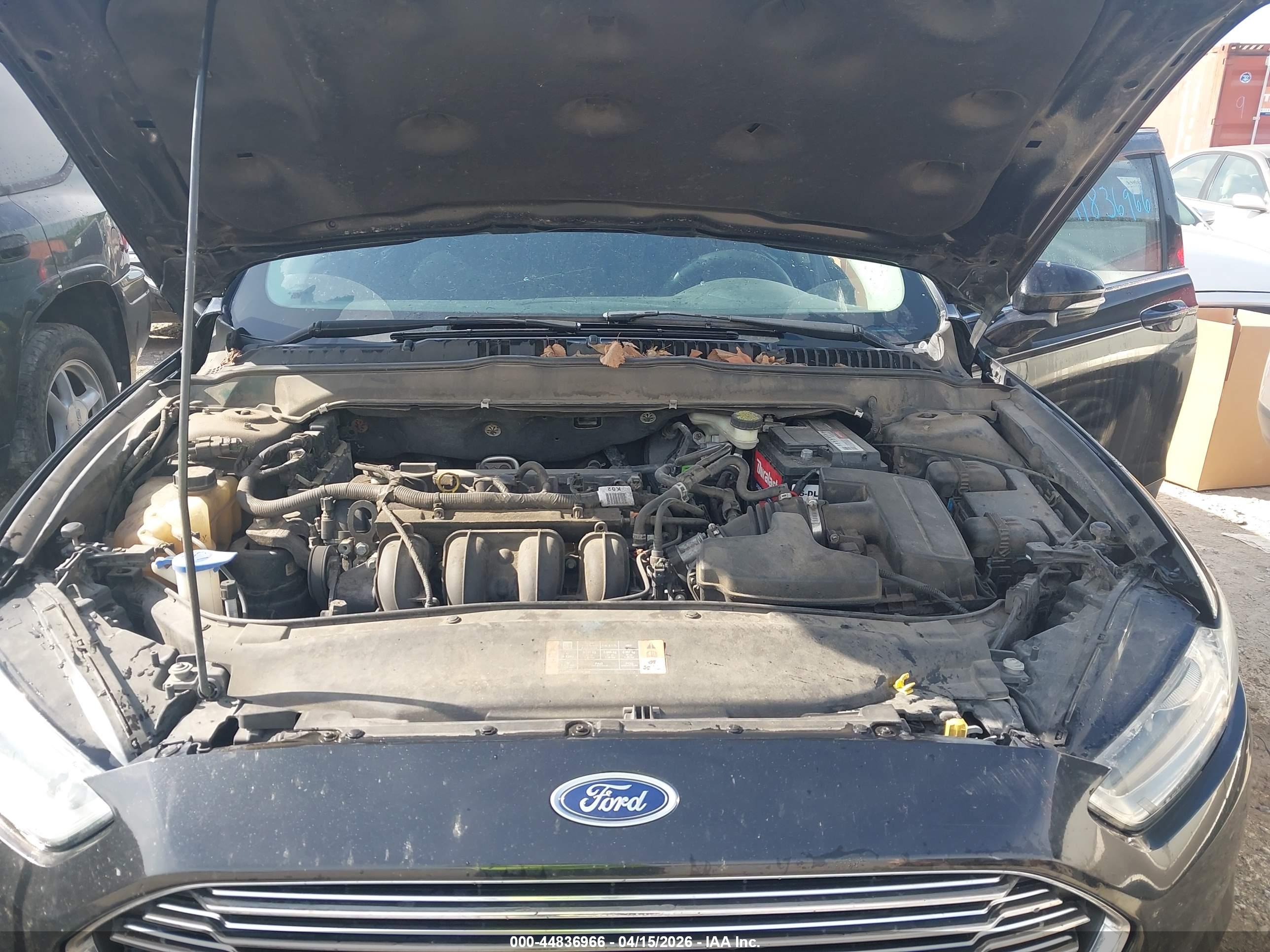 FORD FUSION image 10