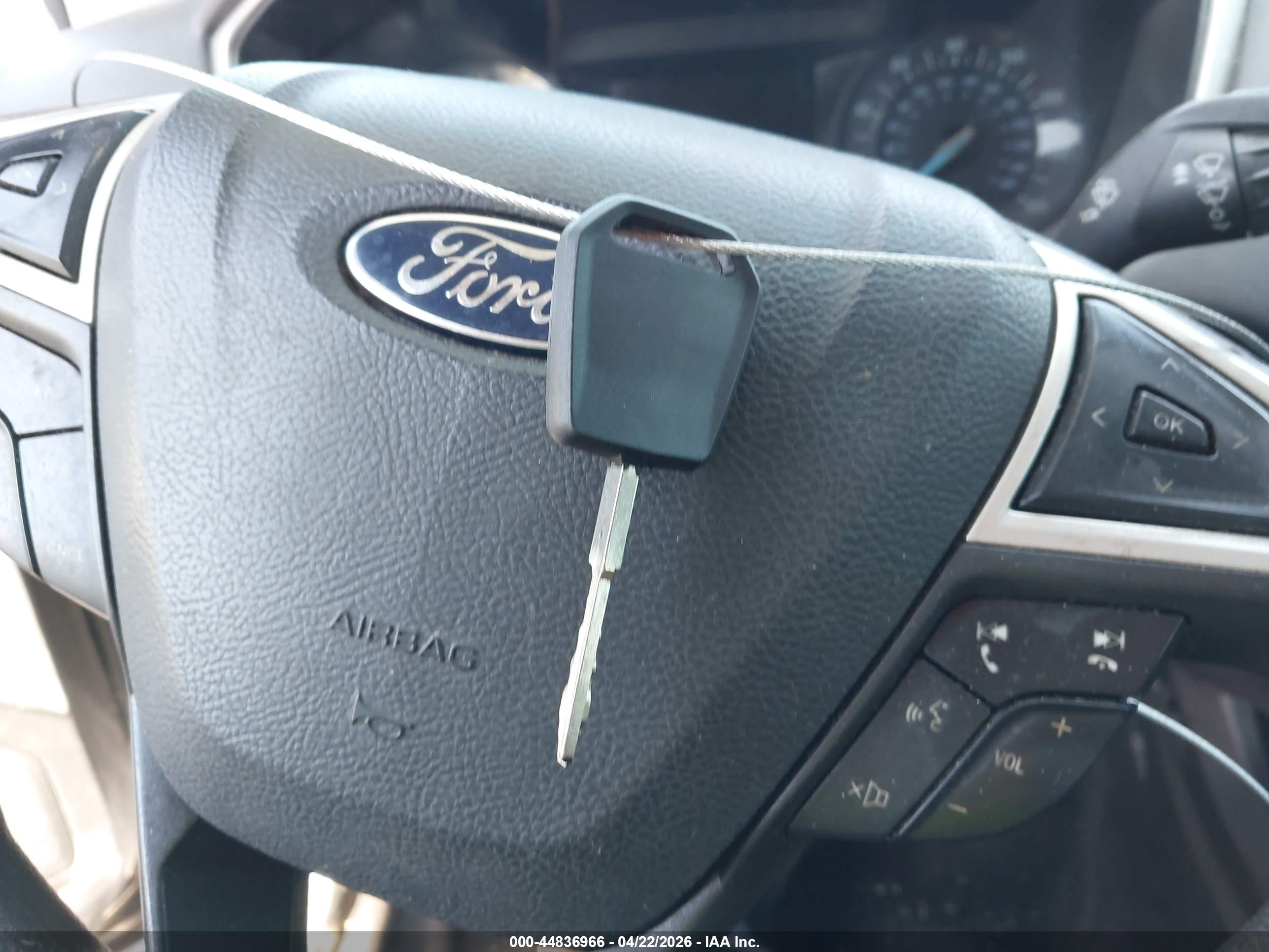 FORD FUSION image 11