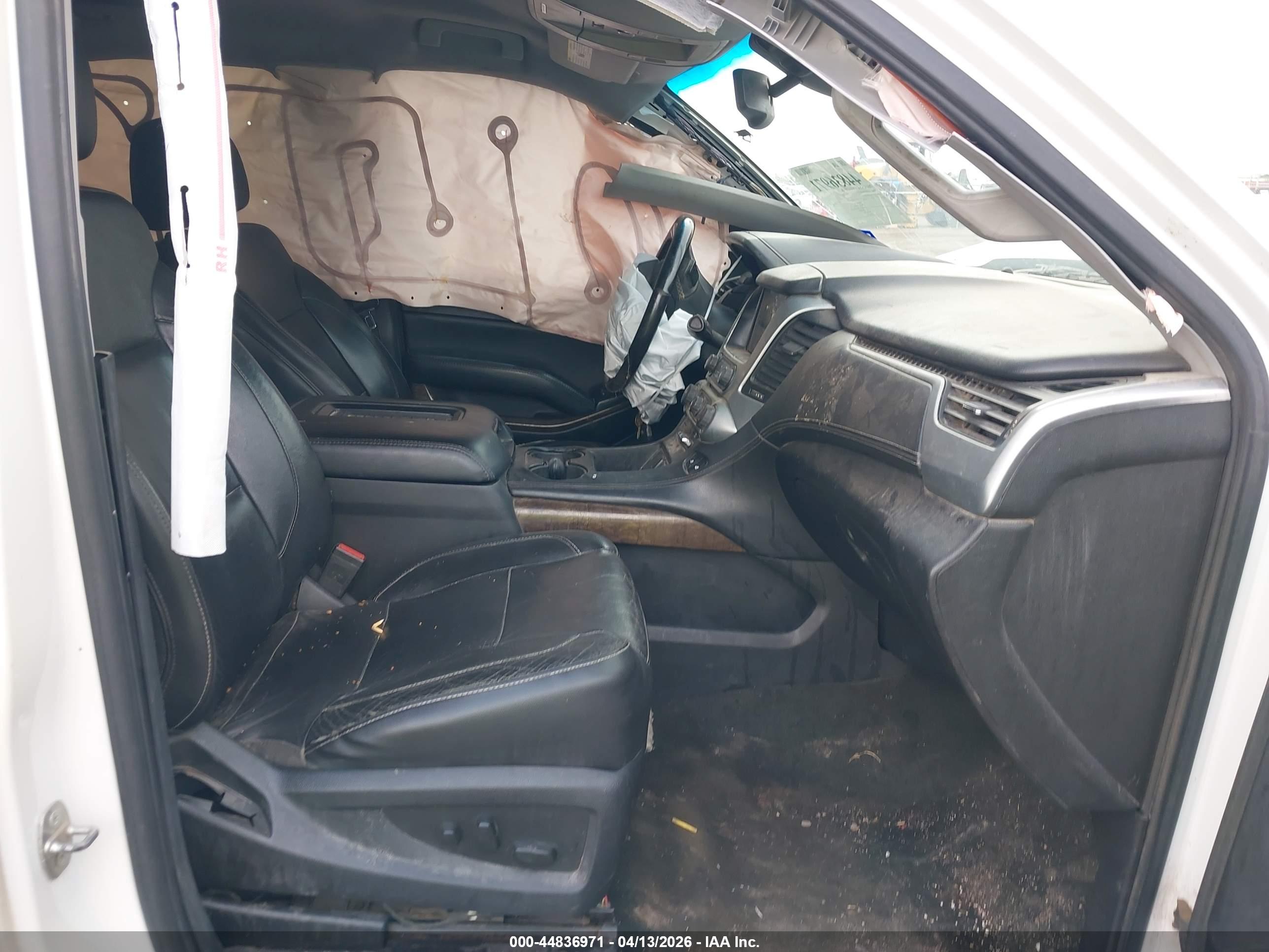 CHEVROLET TAHOE image 5
