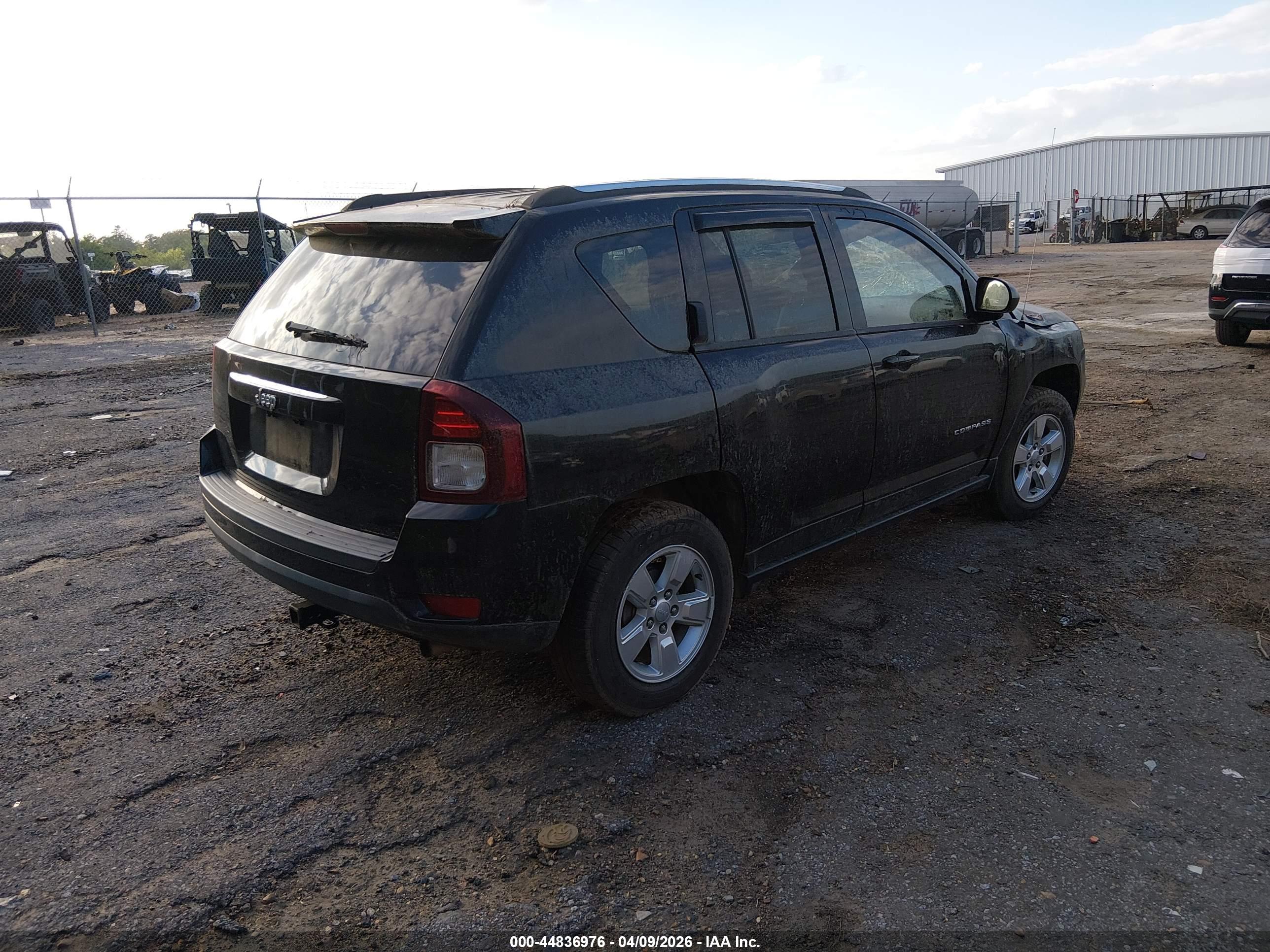 JEEP COMPASS image 4