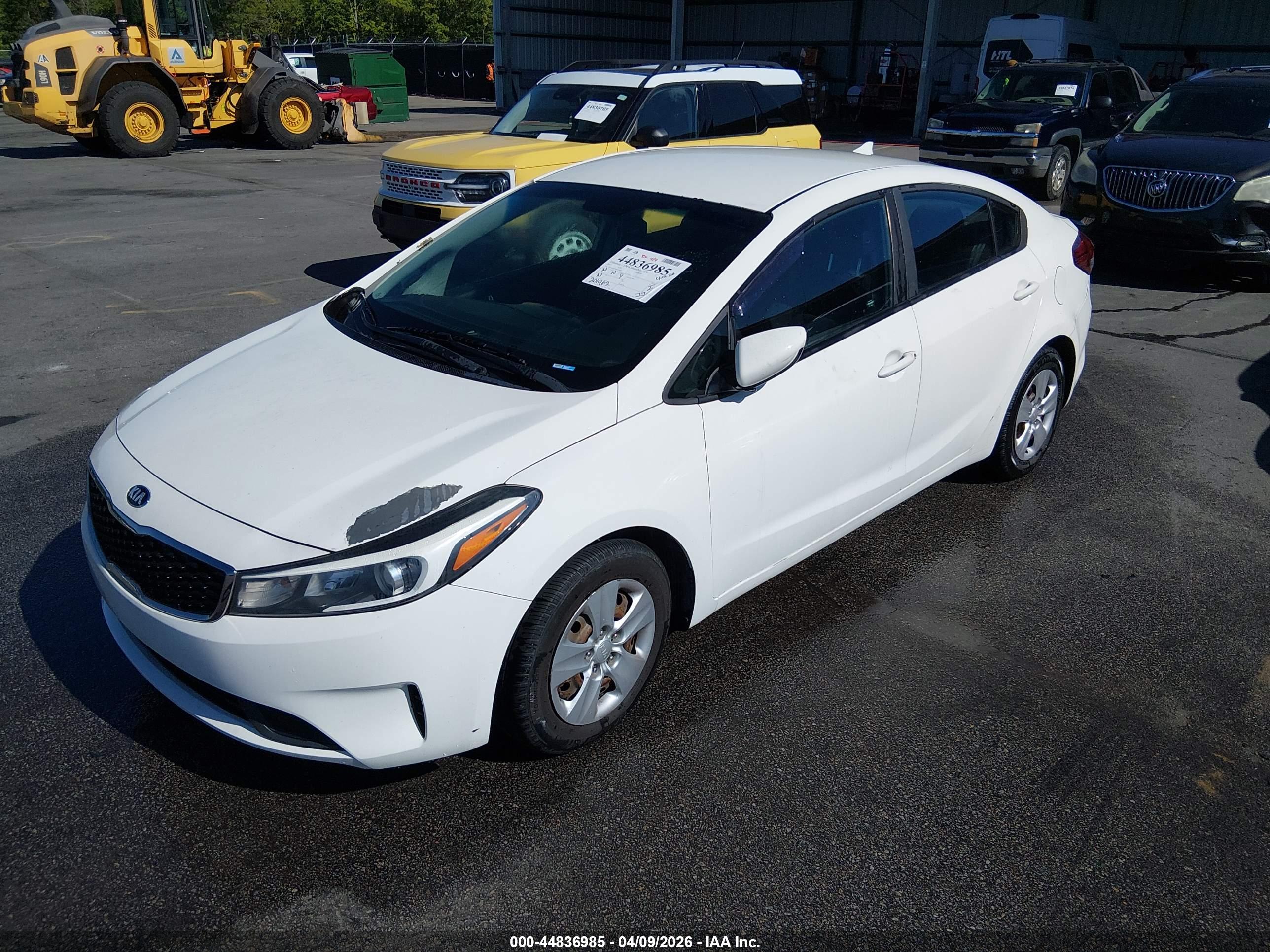 KIA FORTE image 2
