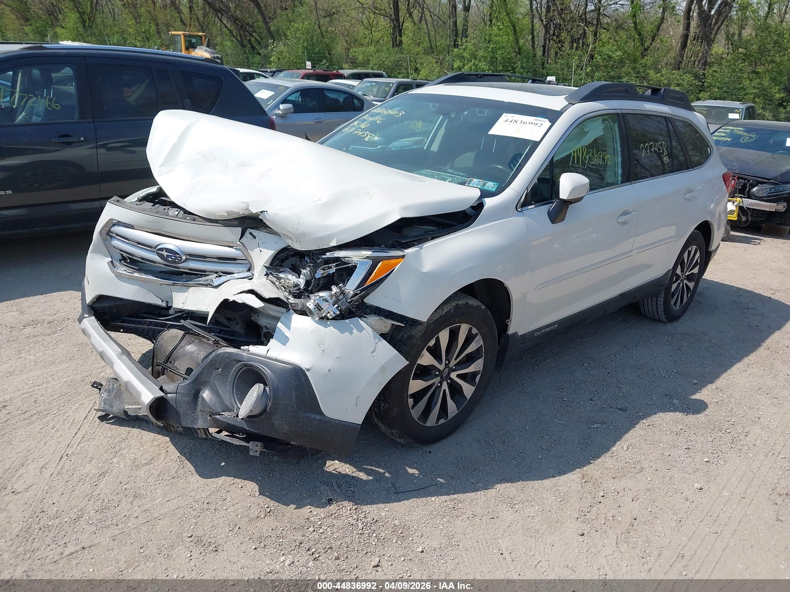 SUBARU OUTBACK image 2
