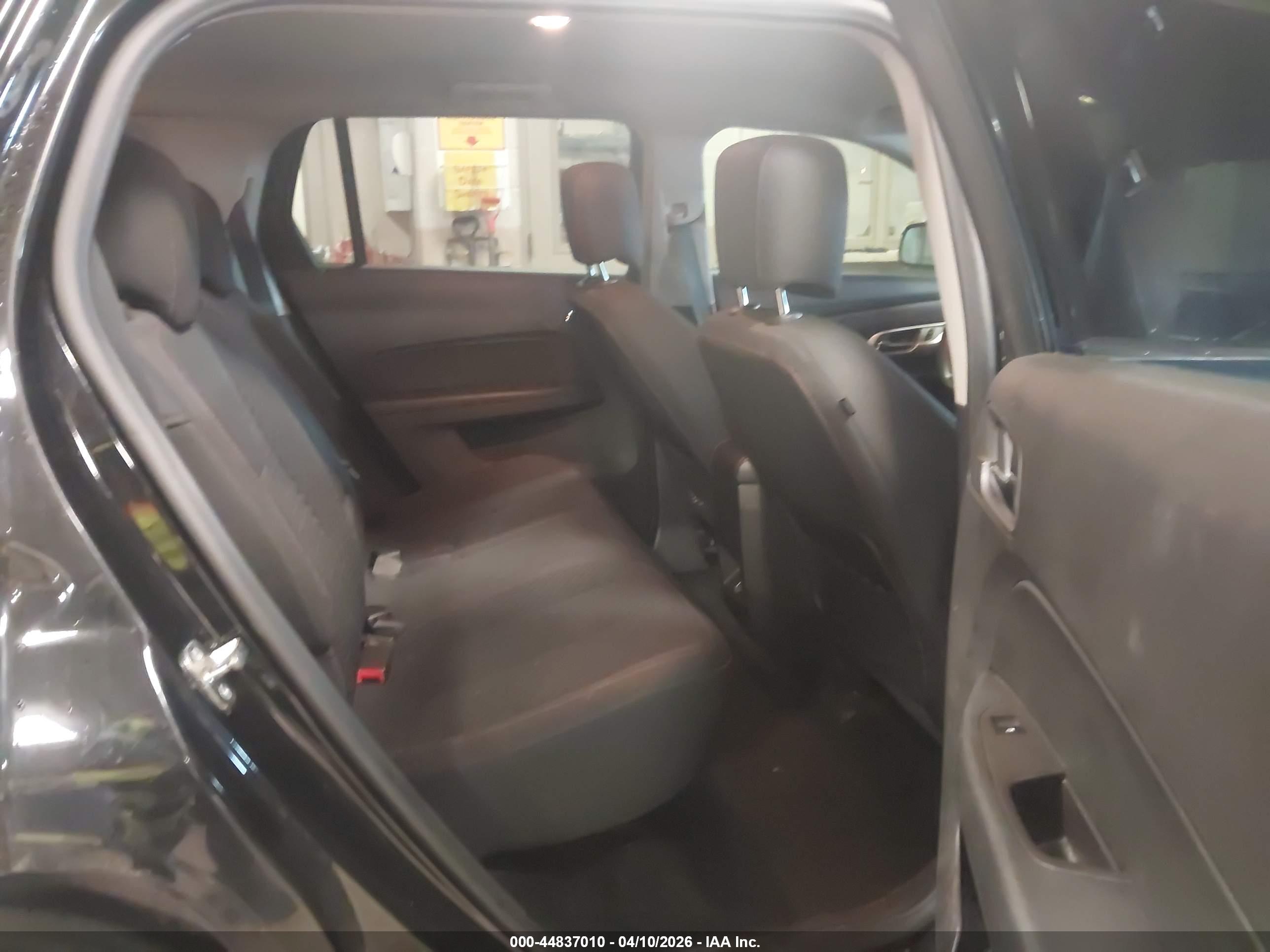 GMC TERRAIN image 8
