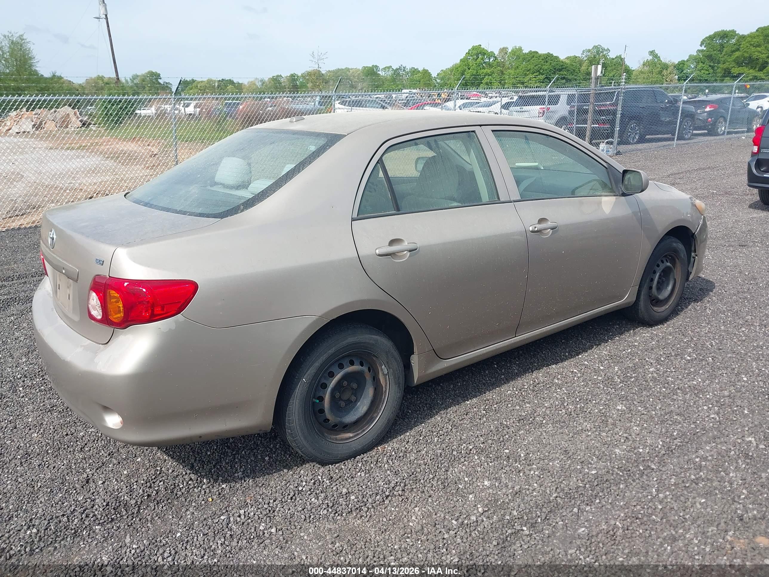 TOYOTA COROLLA image 4