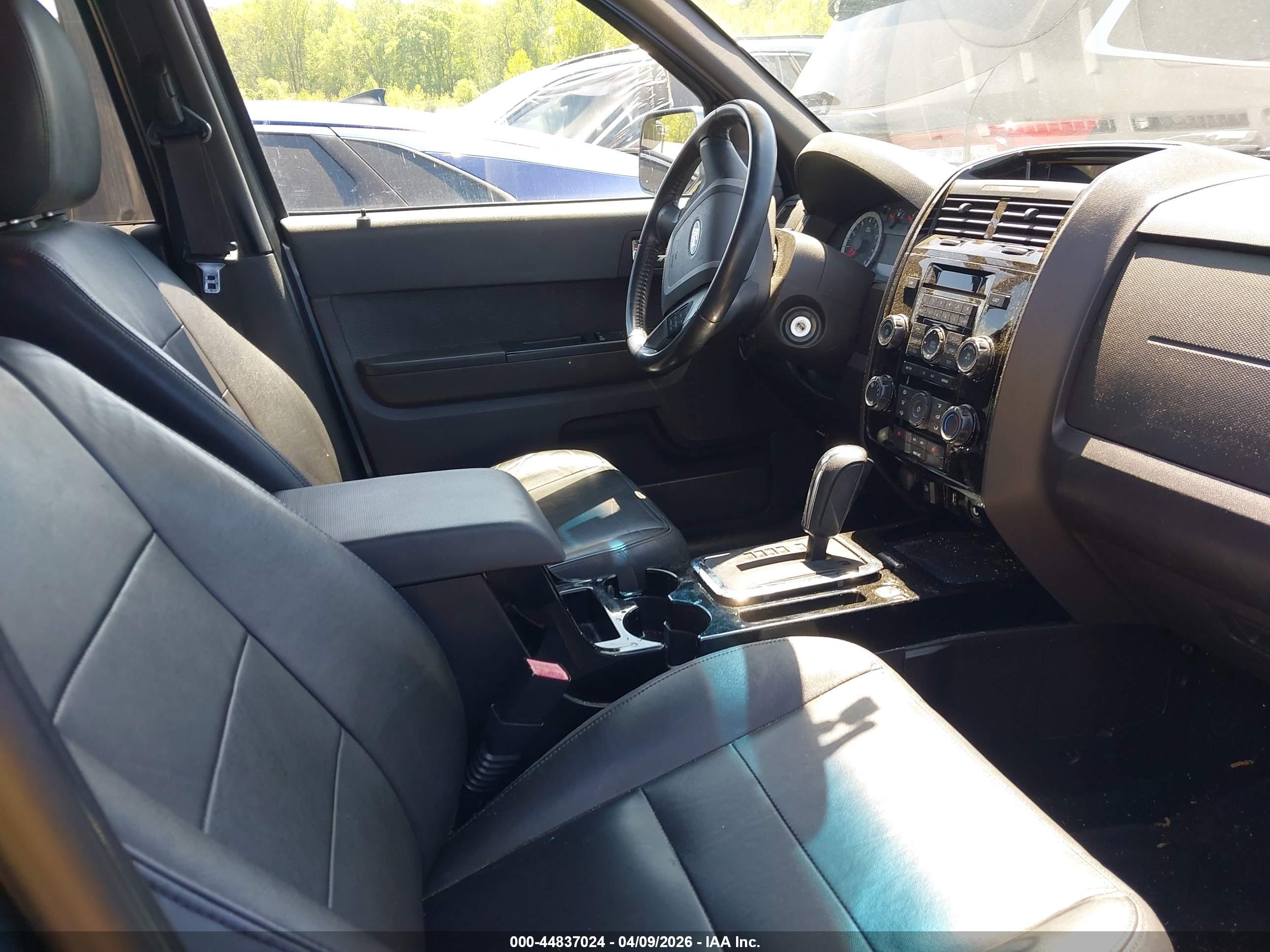 FORD ESCAPE image 5