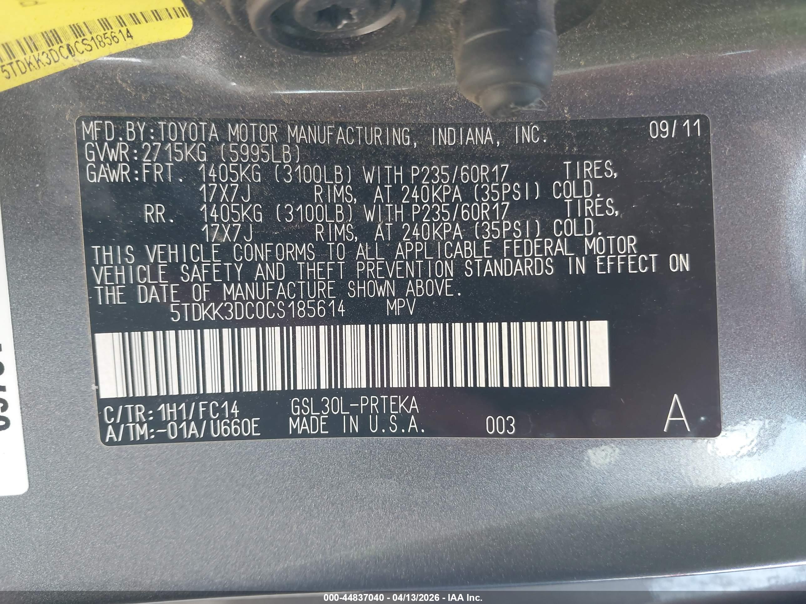 TOYOTA SIENNA image 9