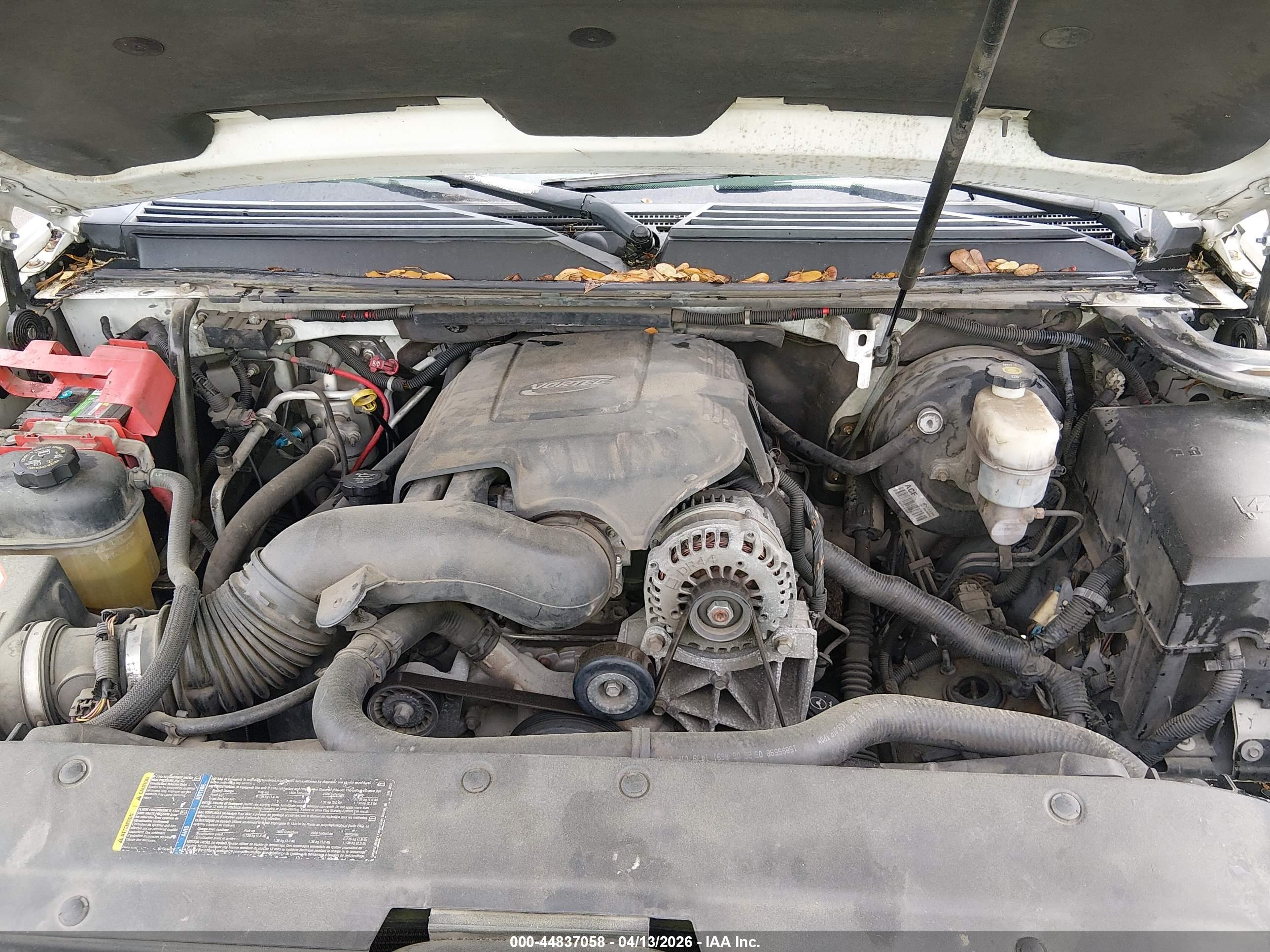 CHEVROLET SUBURBAN image 10