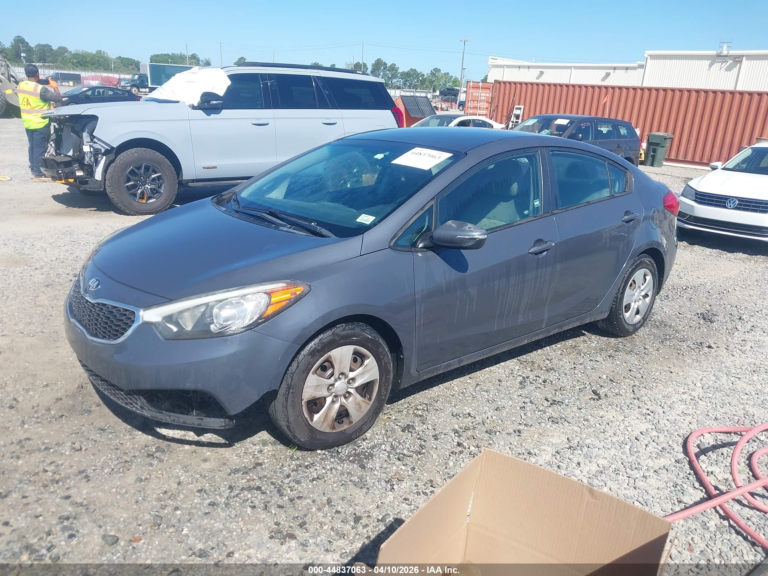 KIA FORTE image 2