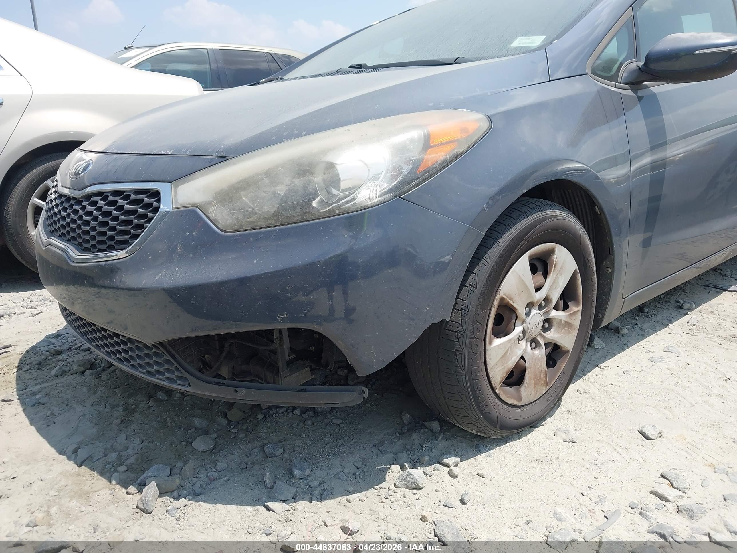 KIA FORTE image 6