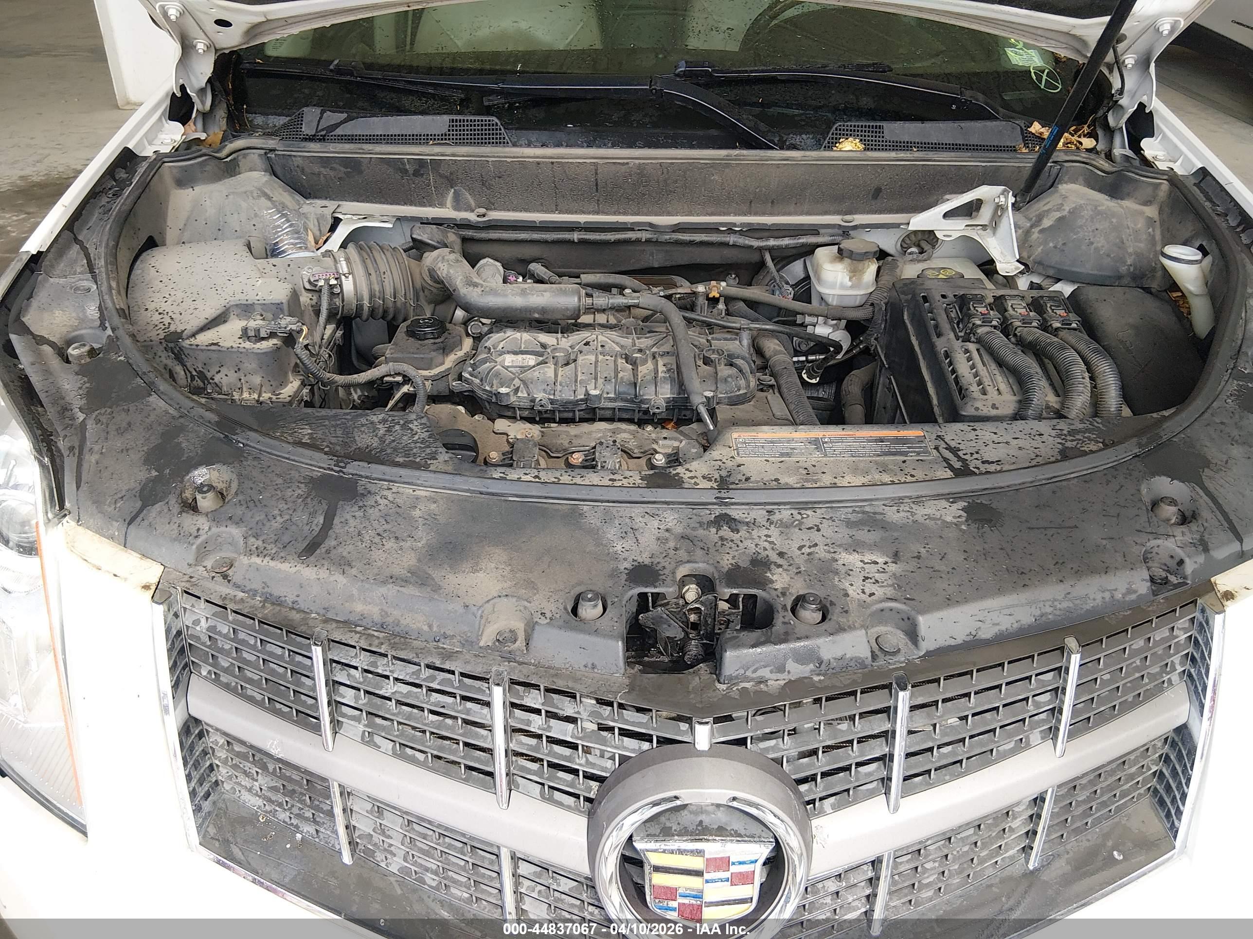 CADILLAC SRX image 10