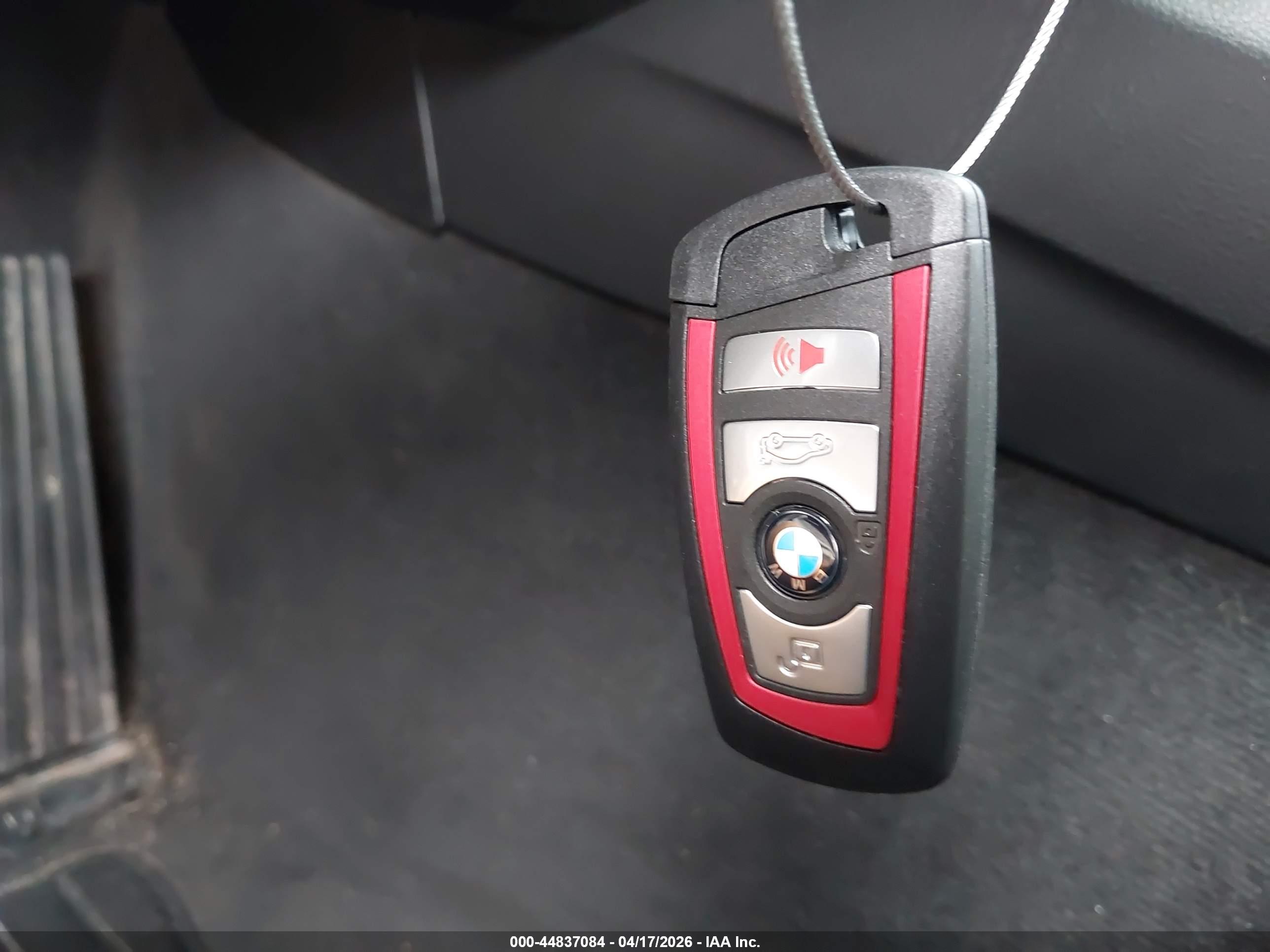 BMW 328I image 11