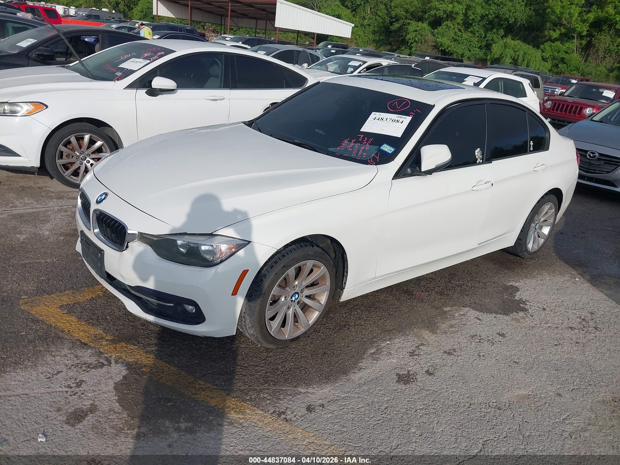 BMW 328I image 2