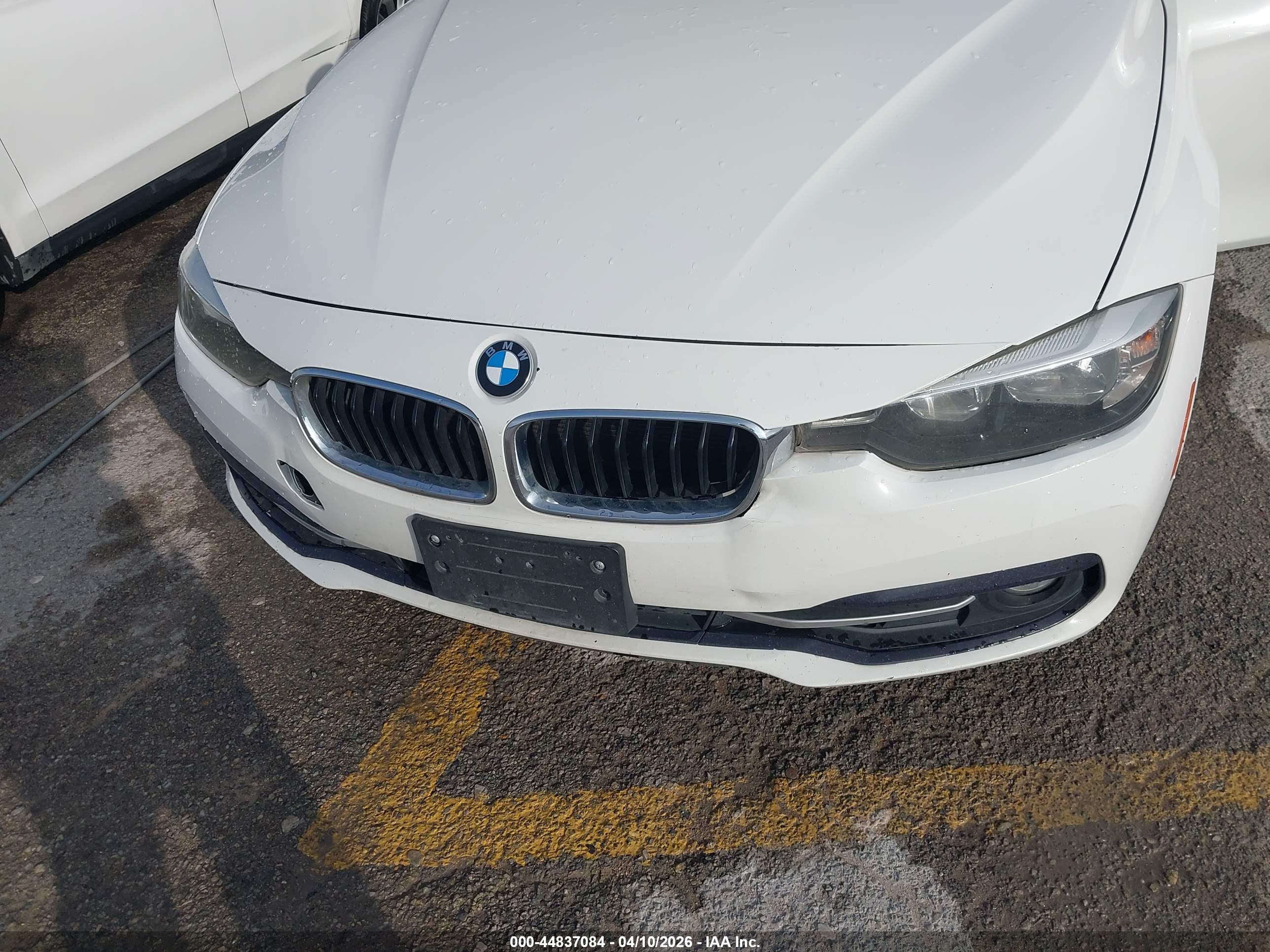BMW 328I image 6