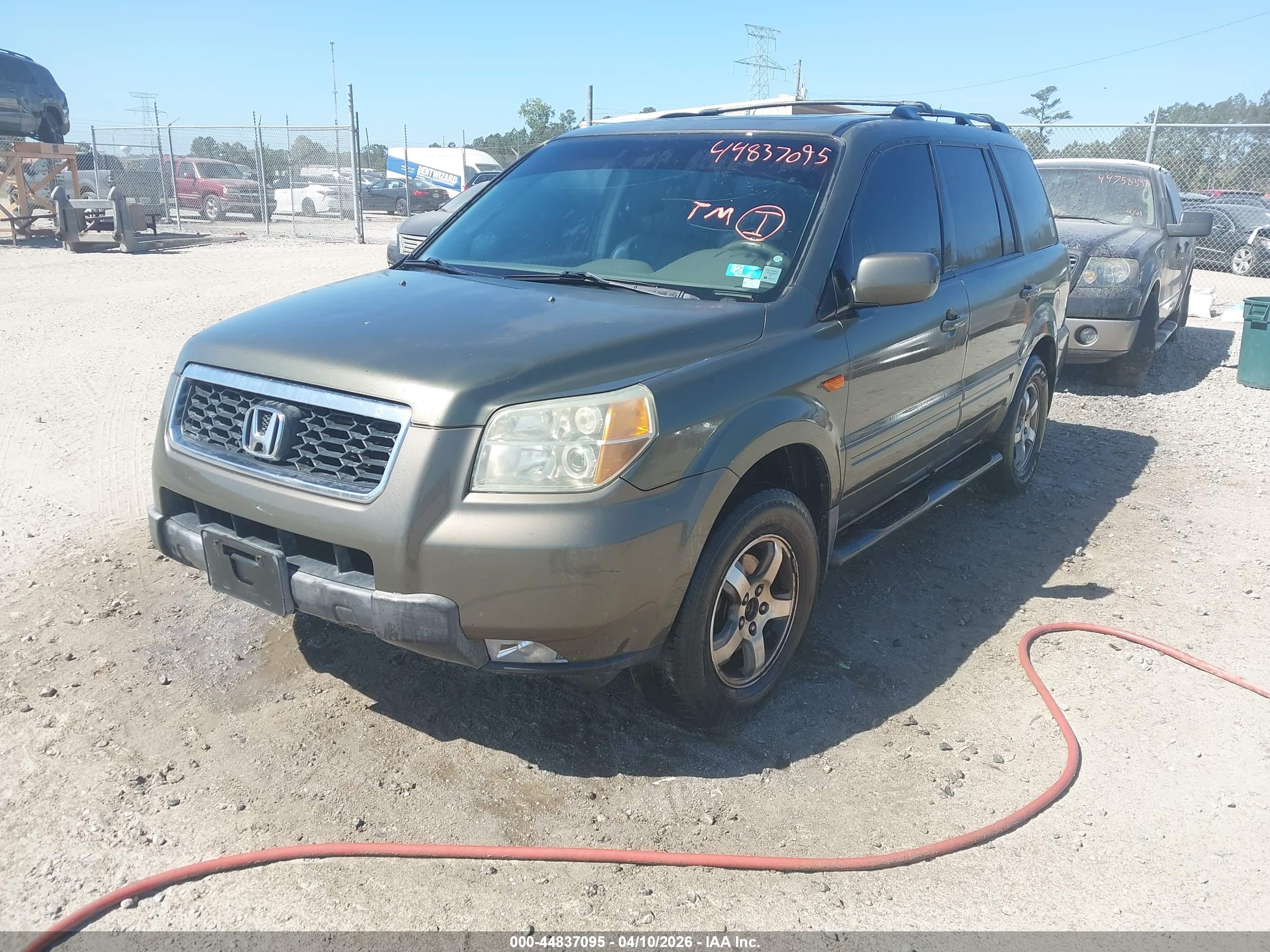 HONDA PILOT image 2