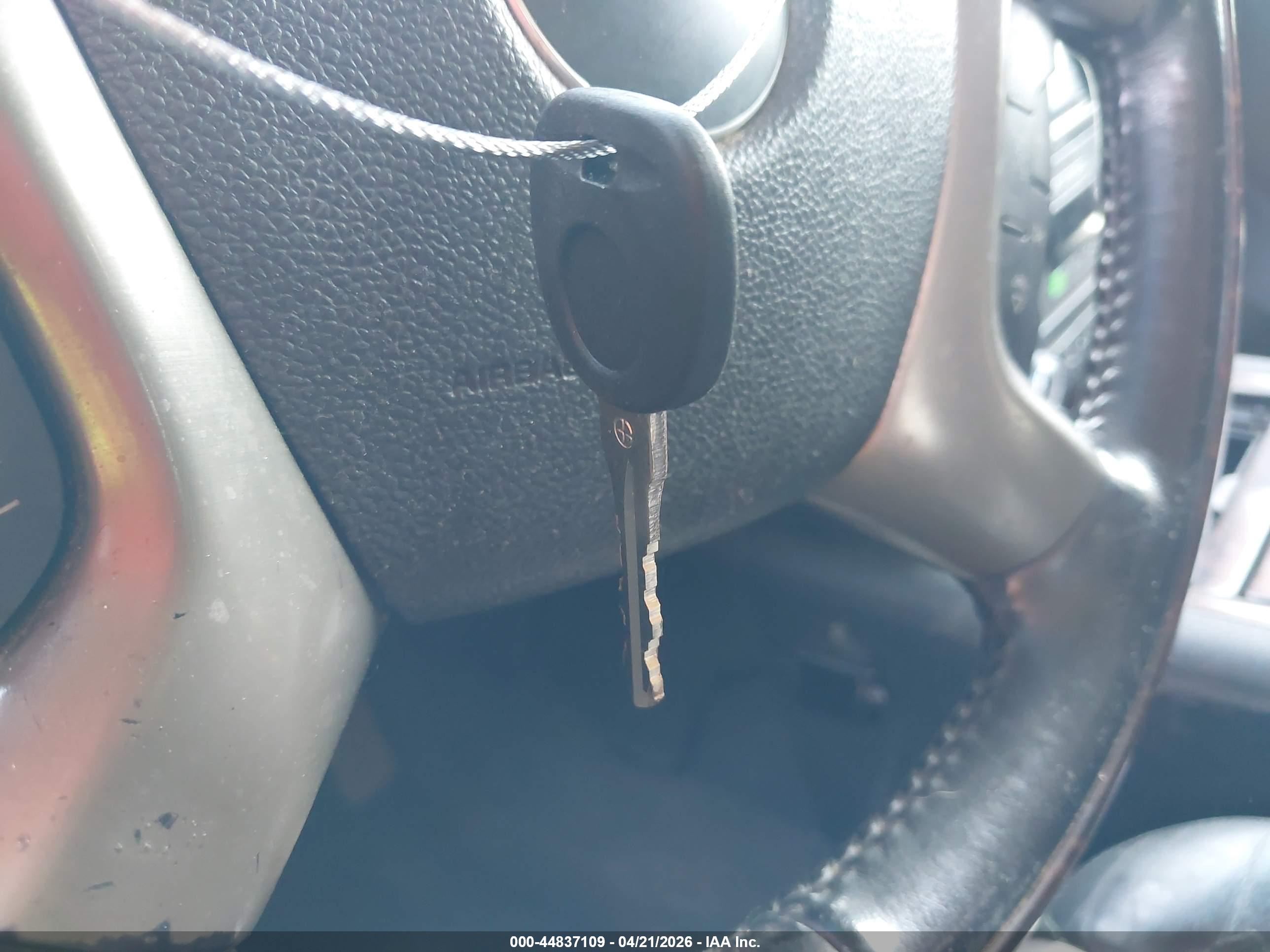 GMC YUKON image 11