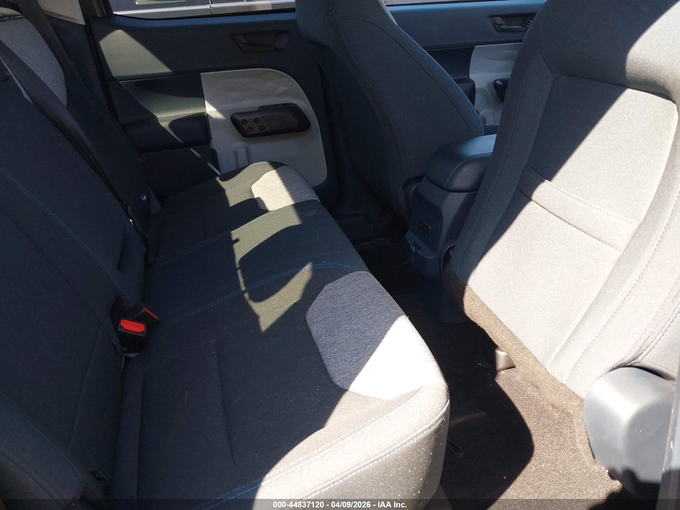FORD MAVERICK image 8