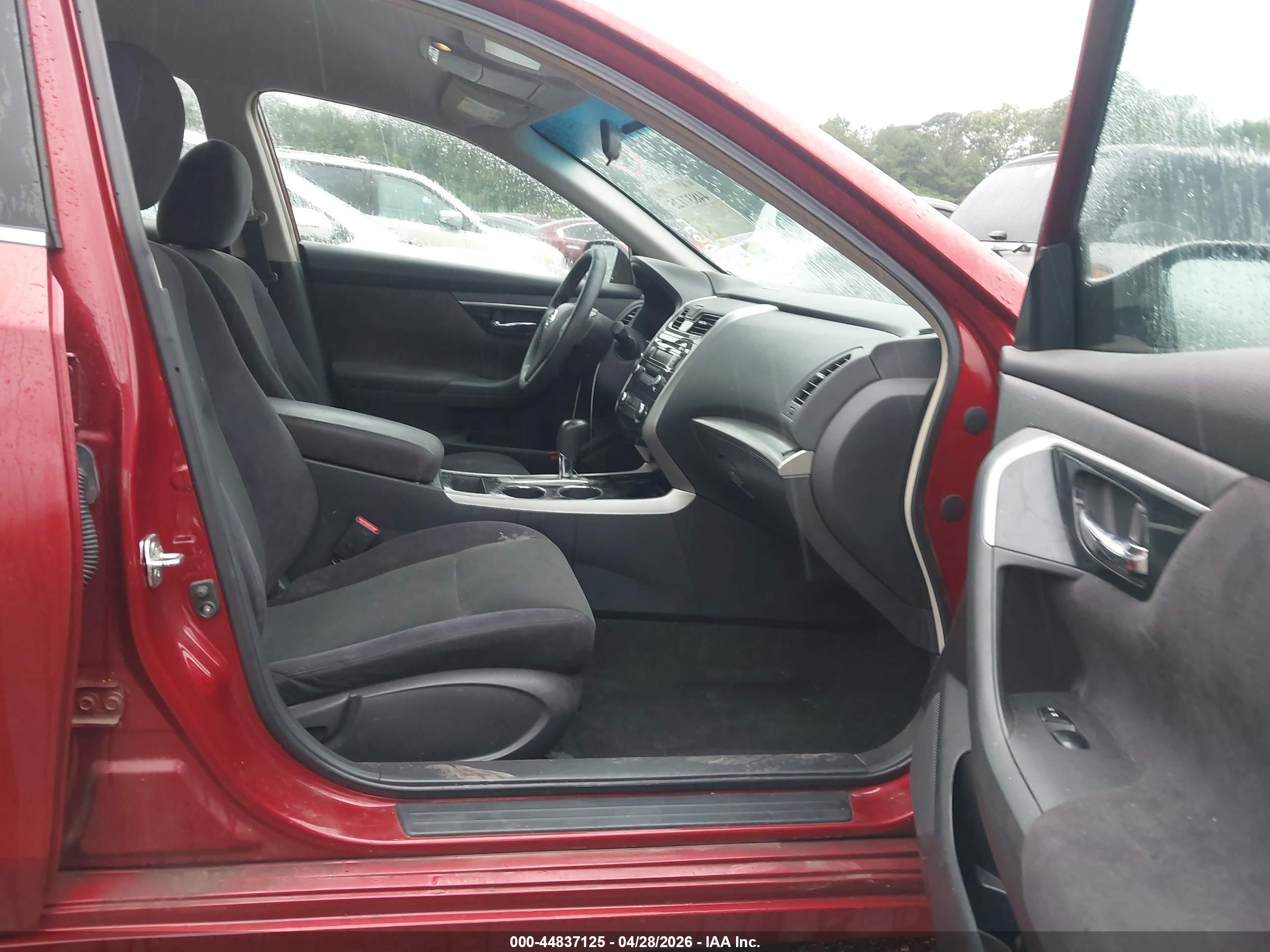 NISSAN ALTIMA image 5