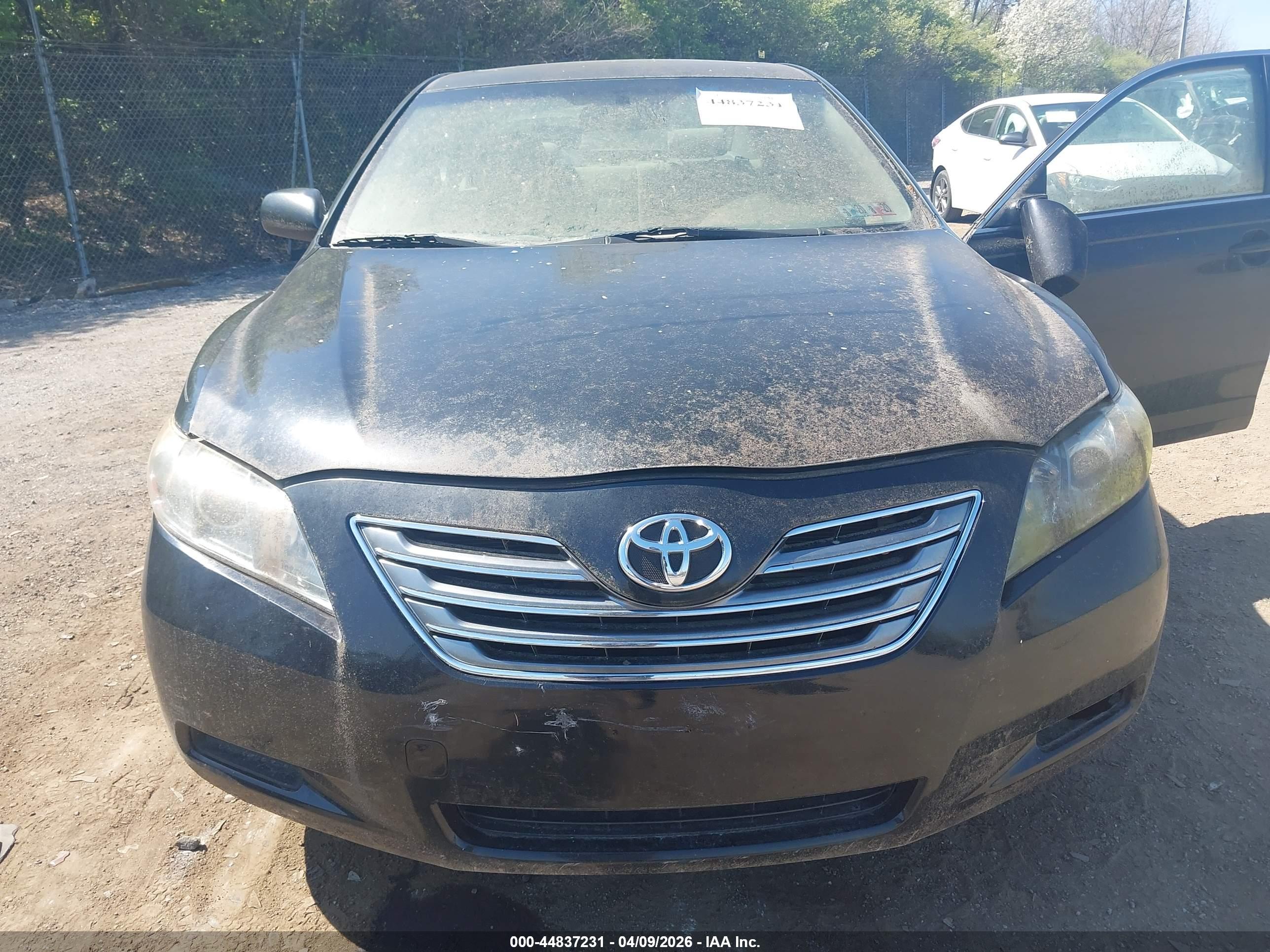 TOYOTA CAMRY image 6