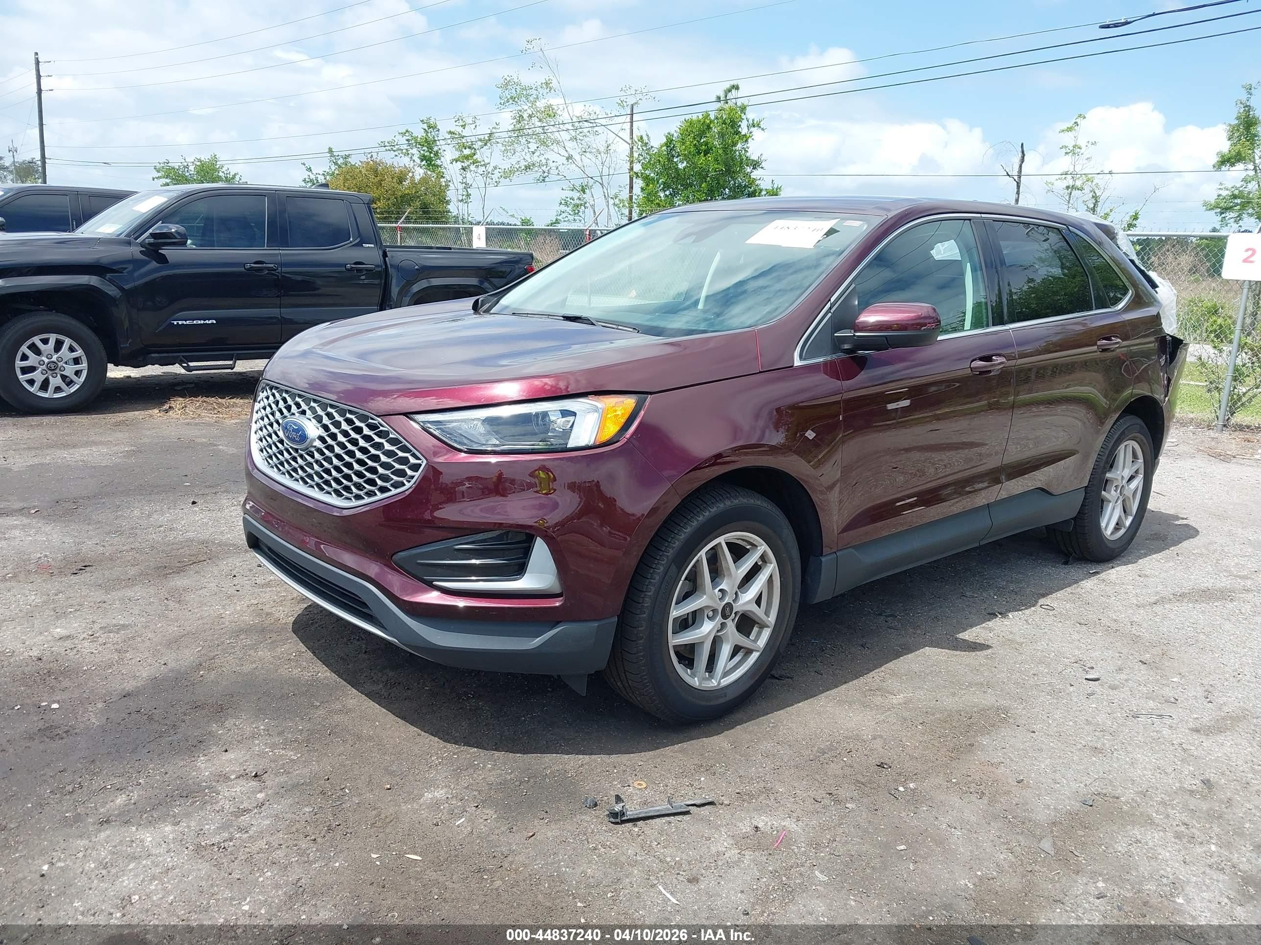 FORD EDGE image 2
