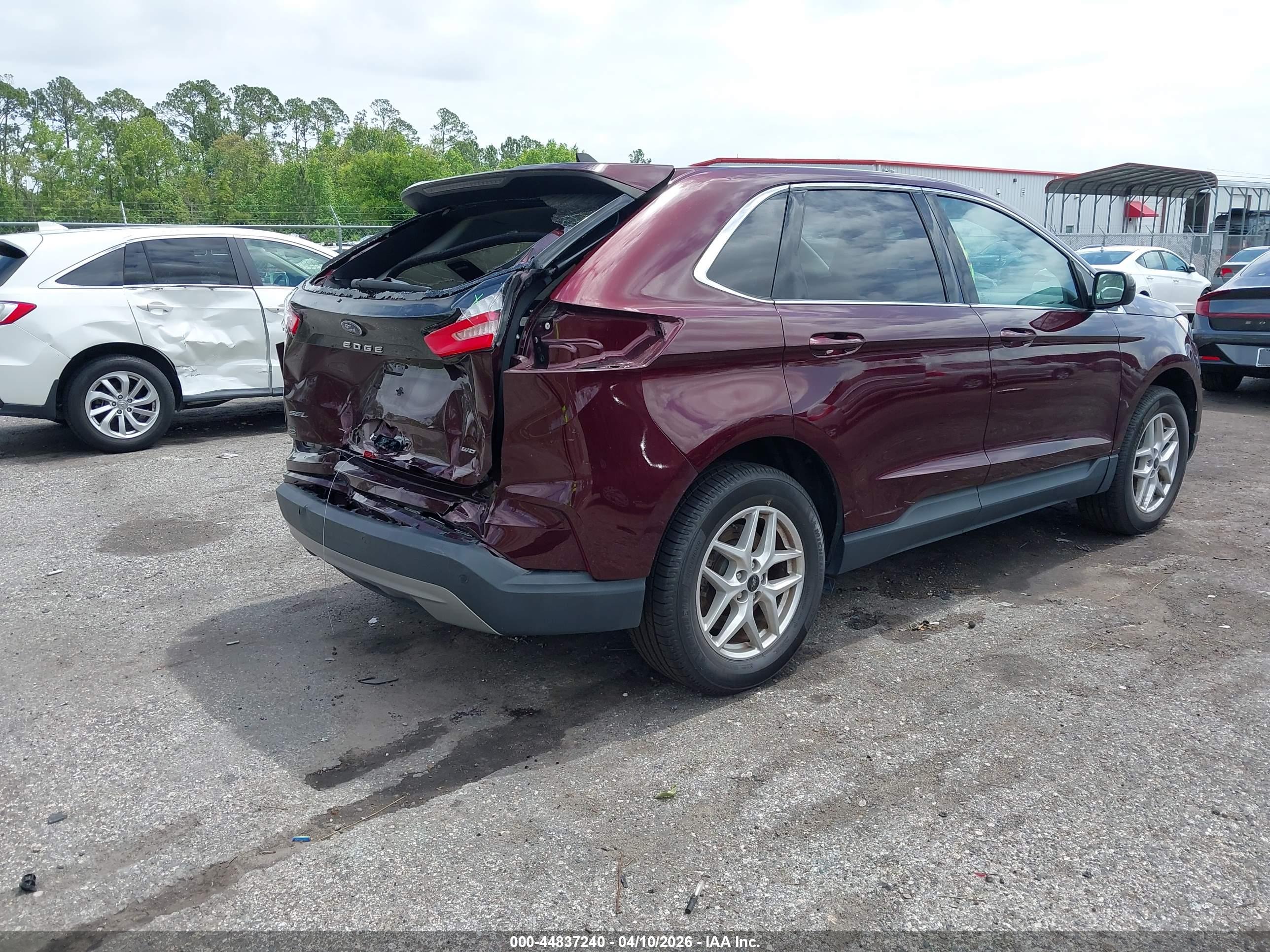 FORD EDGE image 4