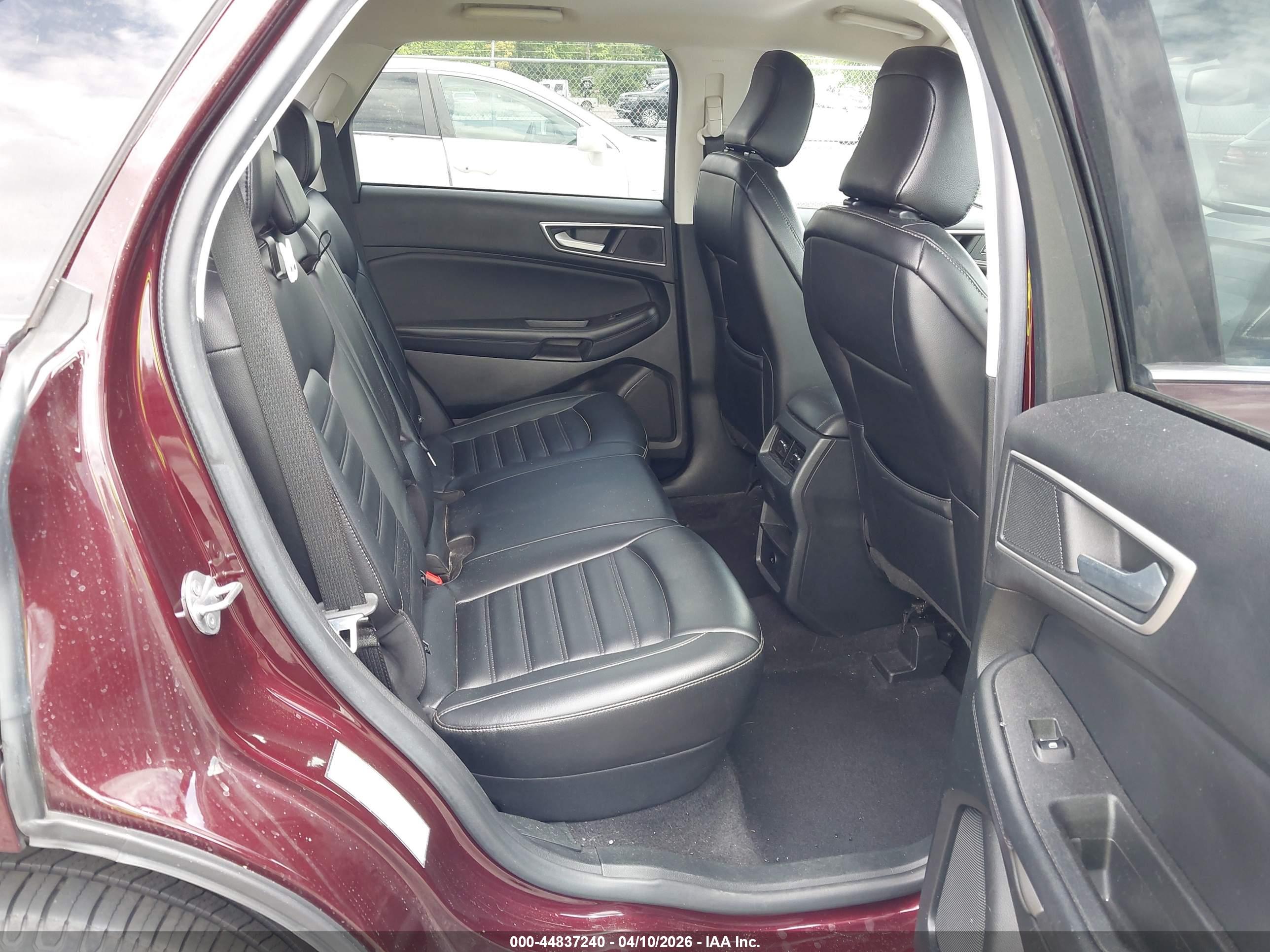 FORD EDGE image 8