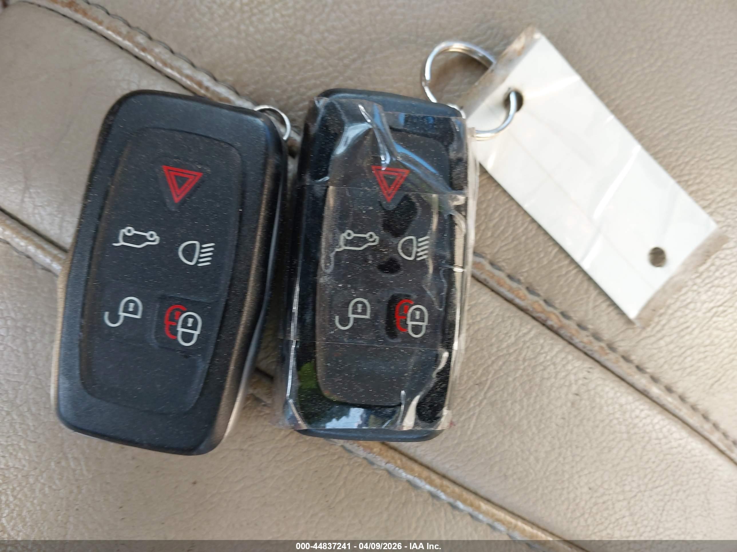 LAND ROVER image 11