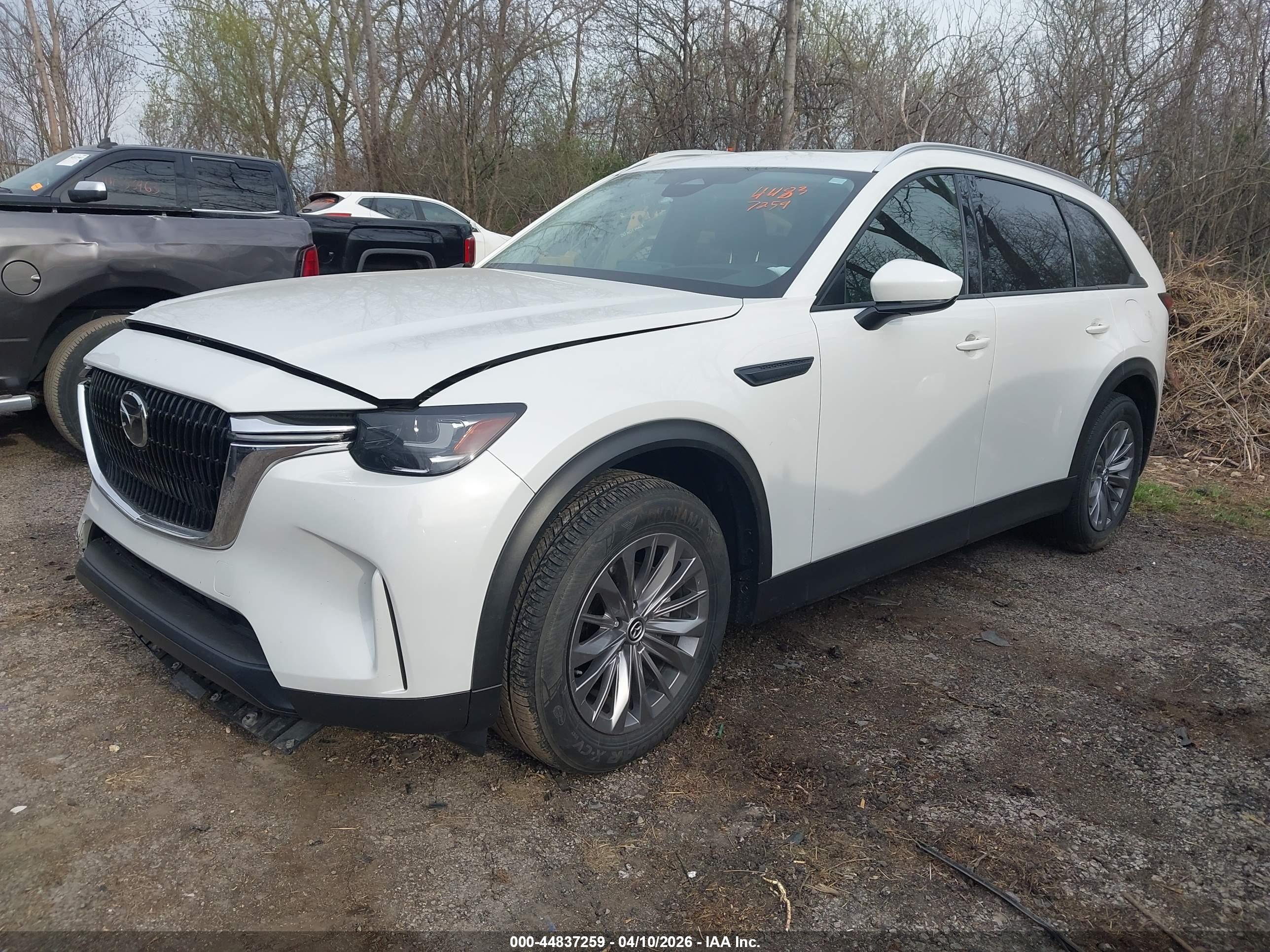 MAZDA CX-90 image 2