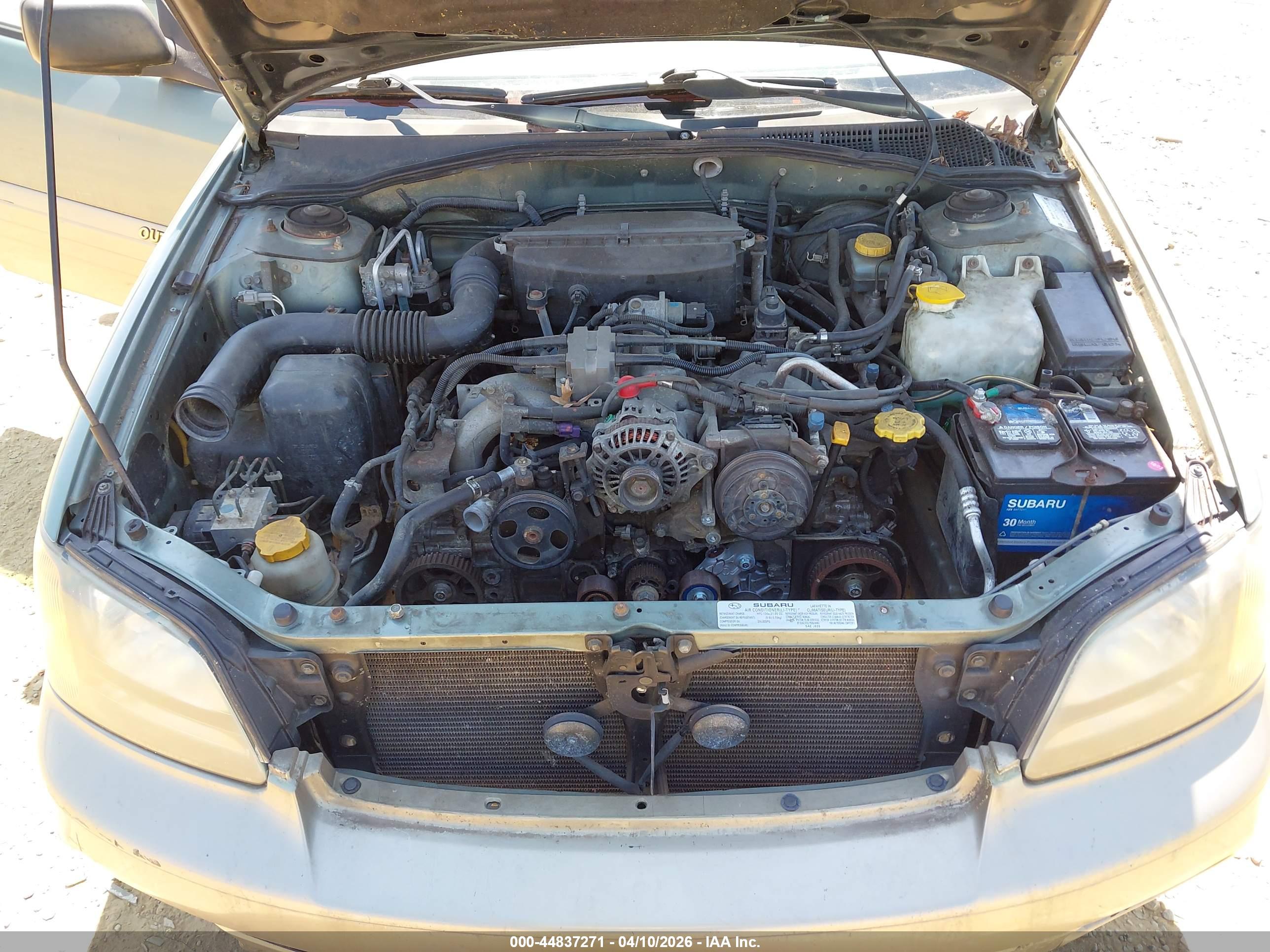 SUBARU OUTBACK image 6