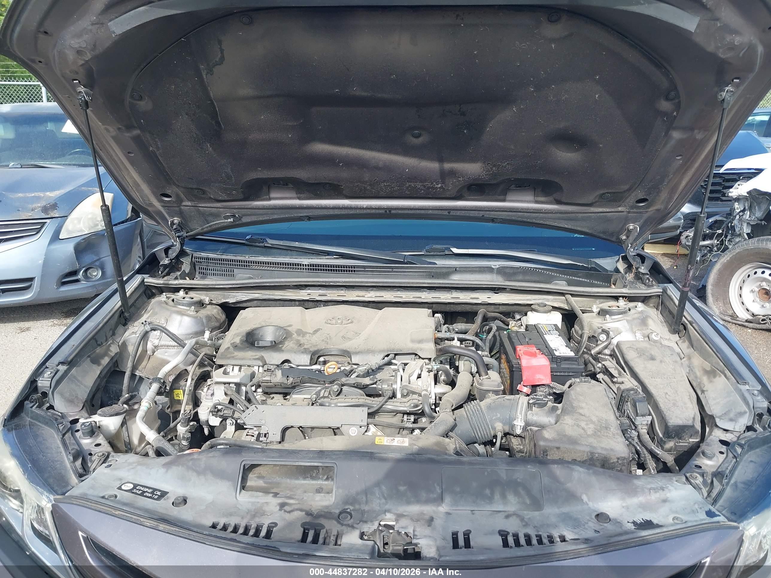 TOYOTA CAMRY image 10
