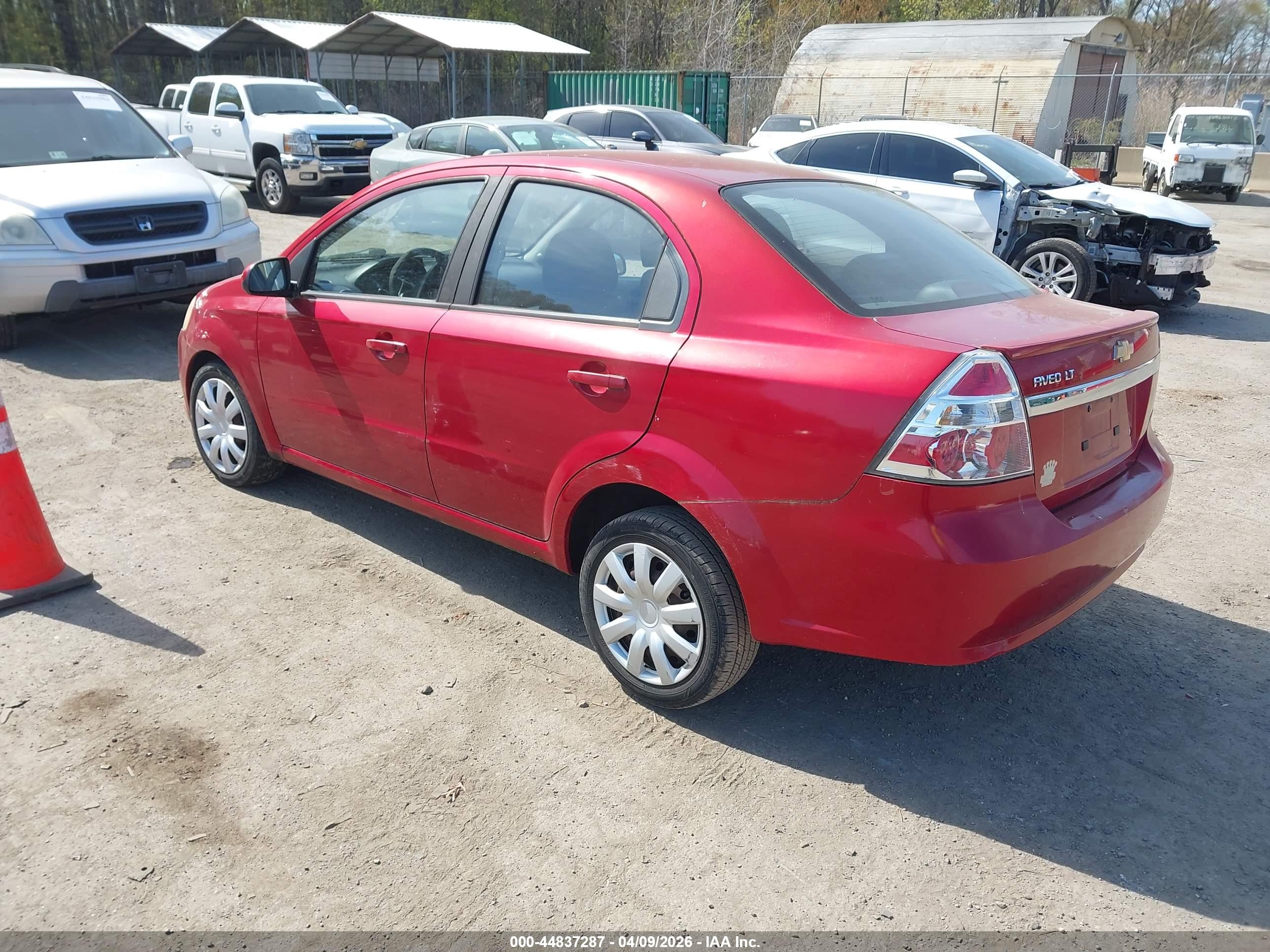 CHEVROLET AVEO image 3