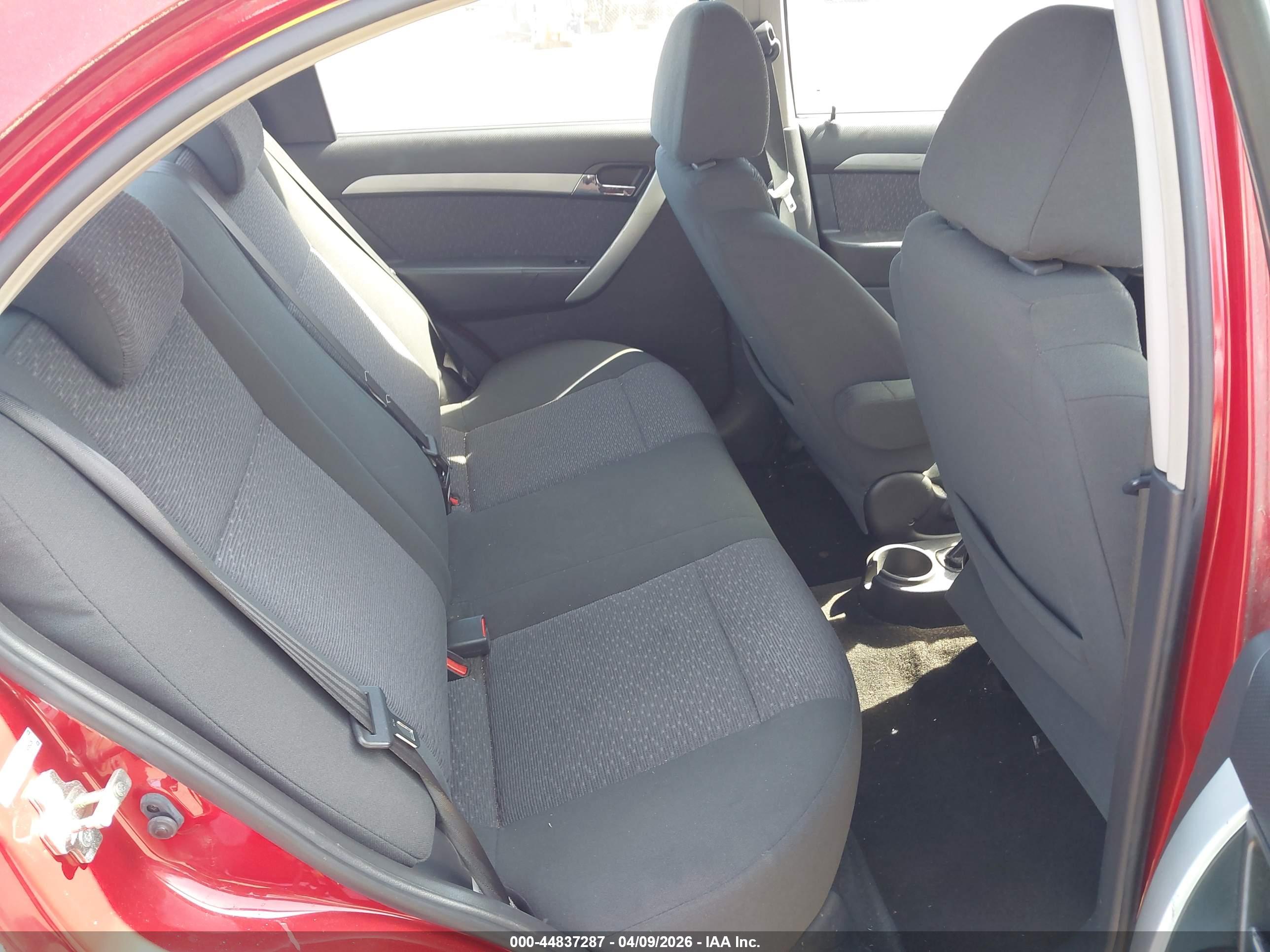 CHEVROLET AVEO image 8