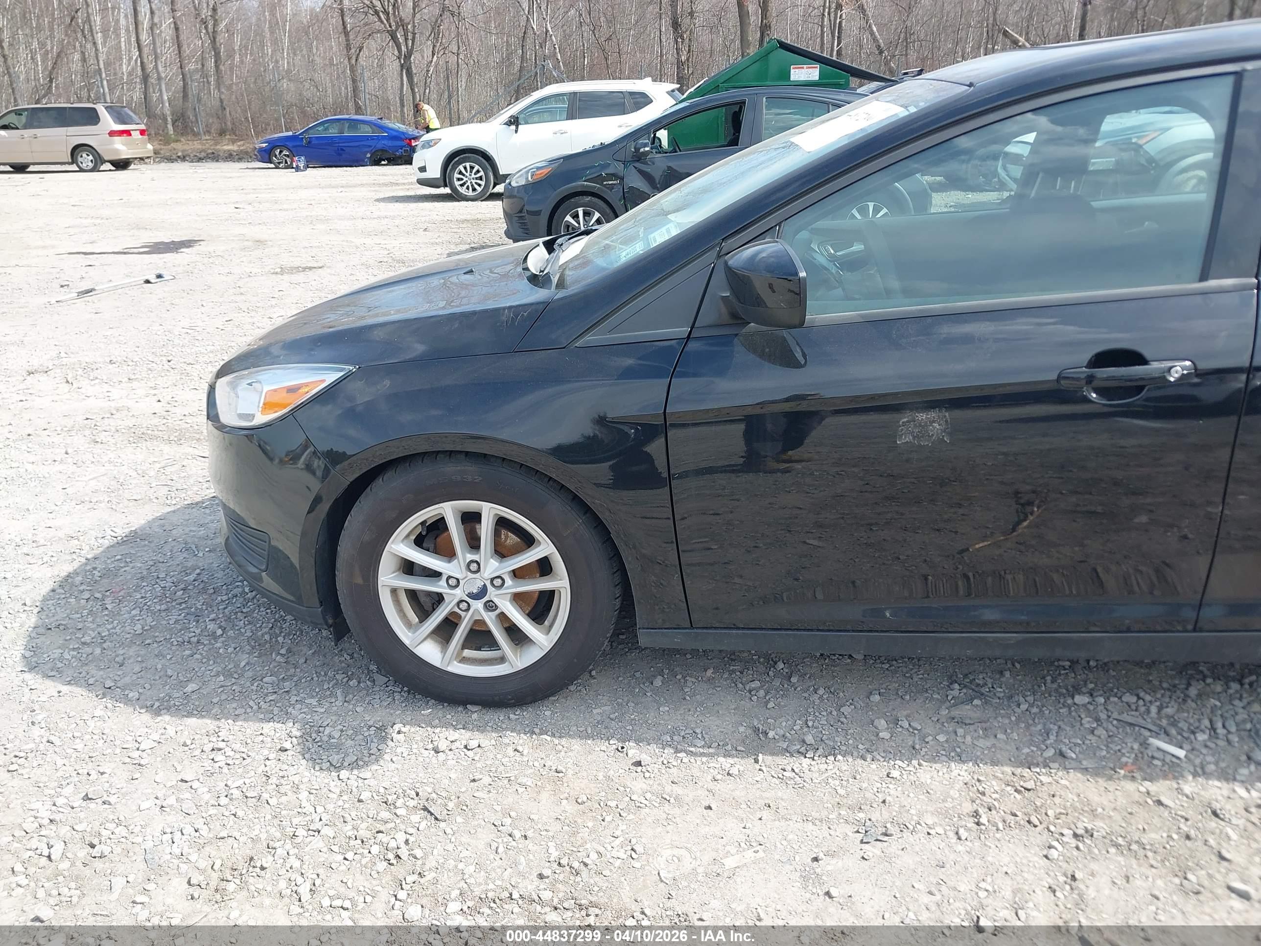FORD FOCUS image 6