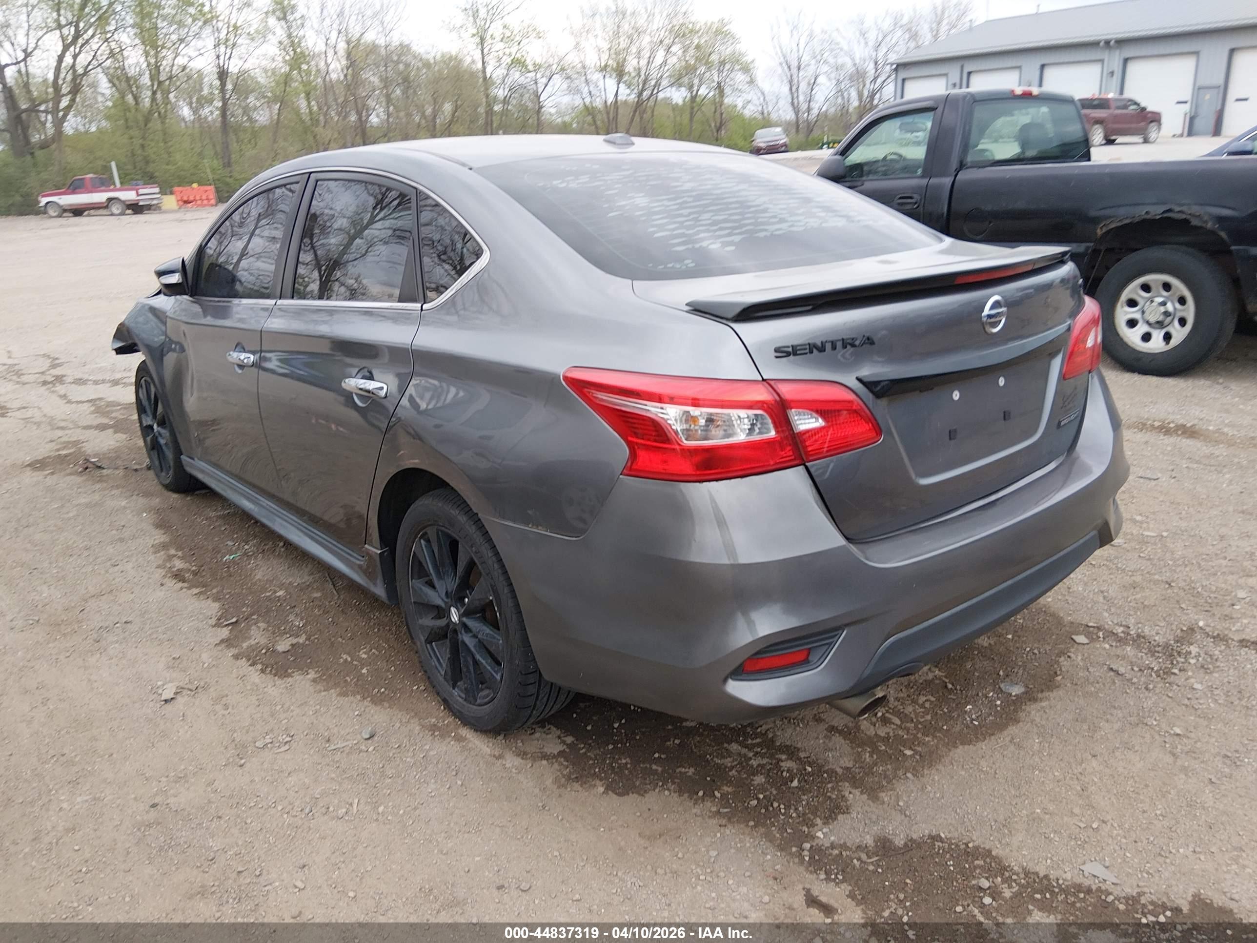 NISSAN SENTRA image 3