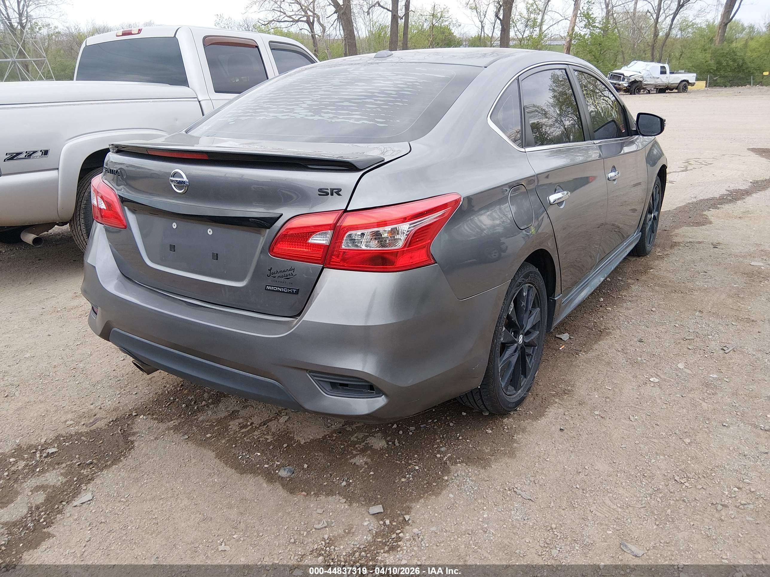 NISSAN SENTRA image 4