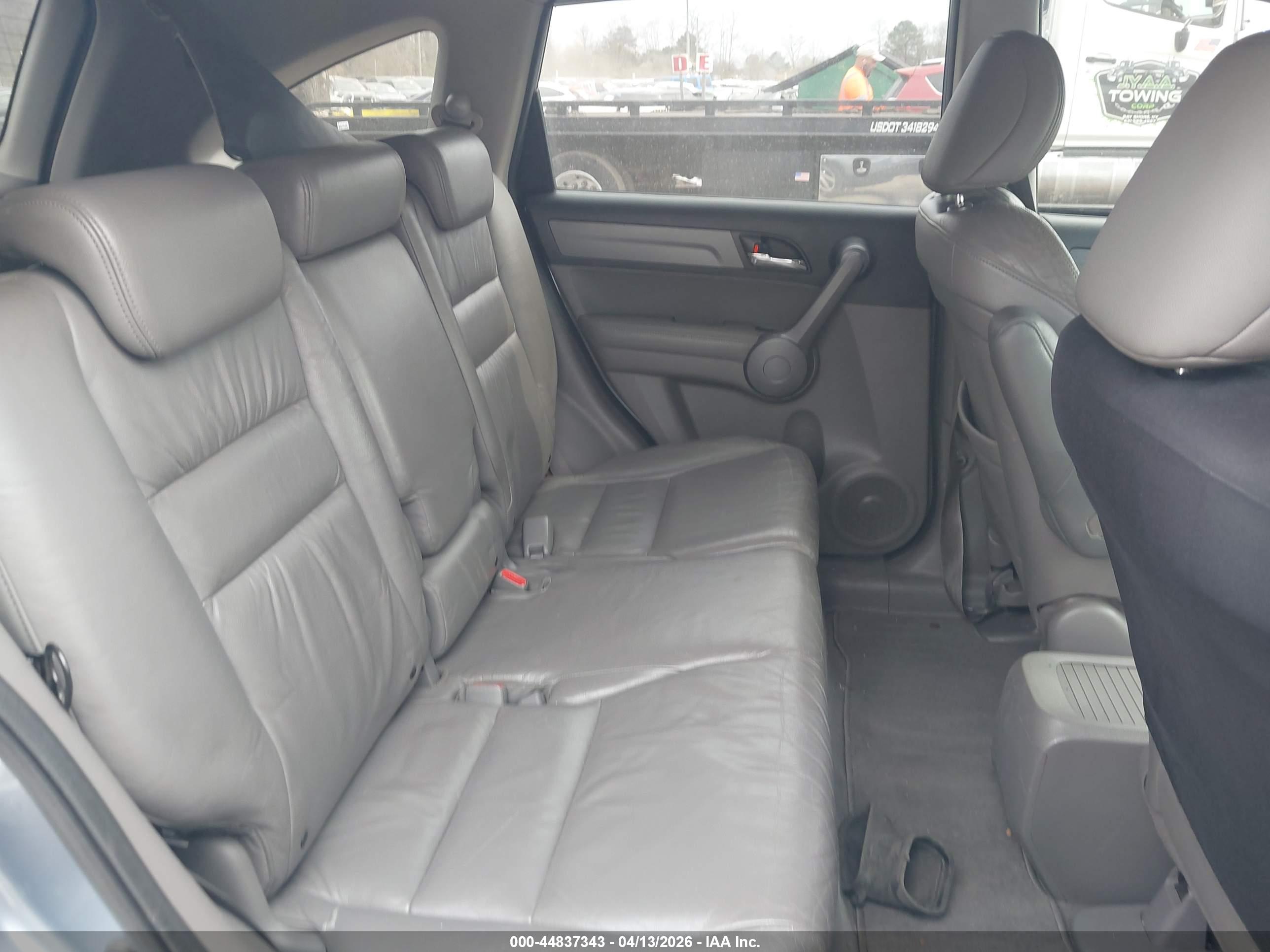 HONDA CR-V image 8