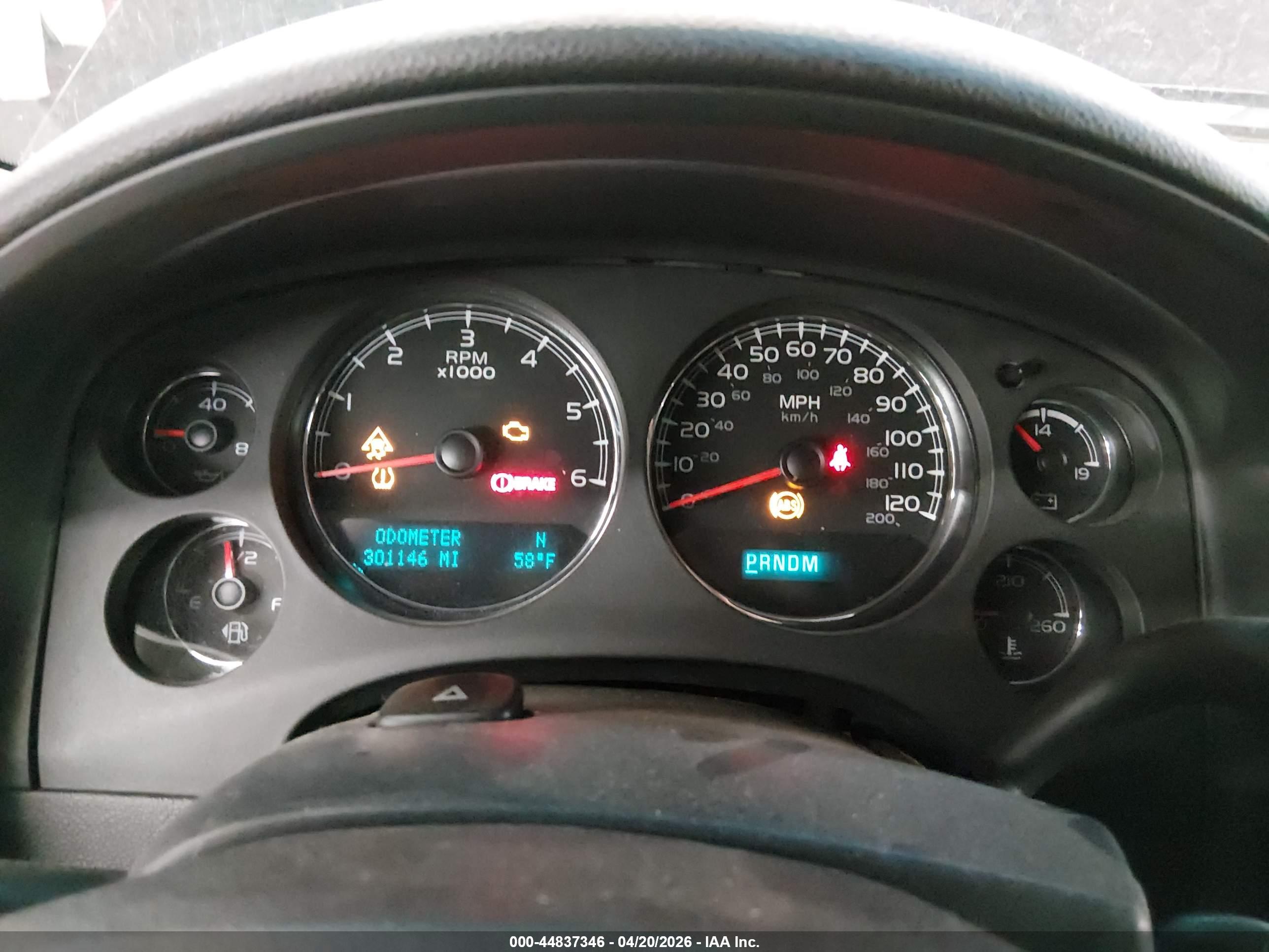 GMC YUKON image 7