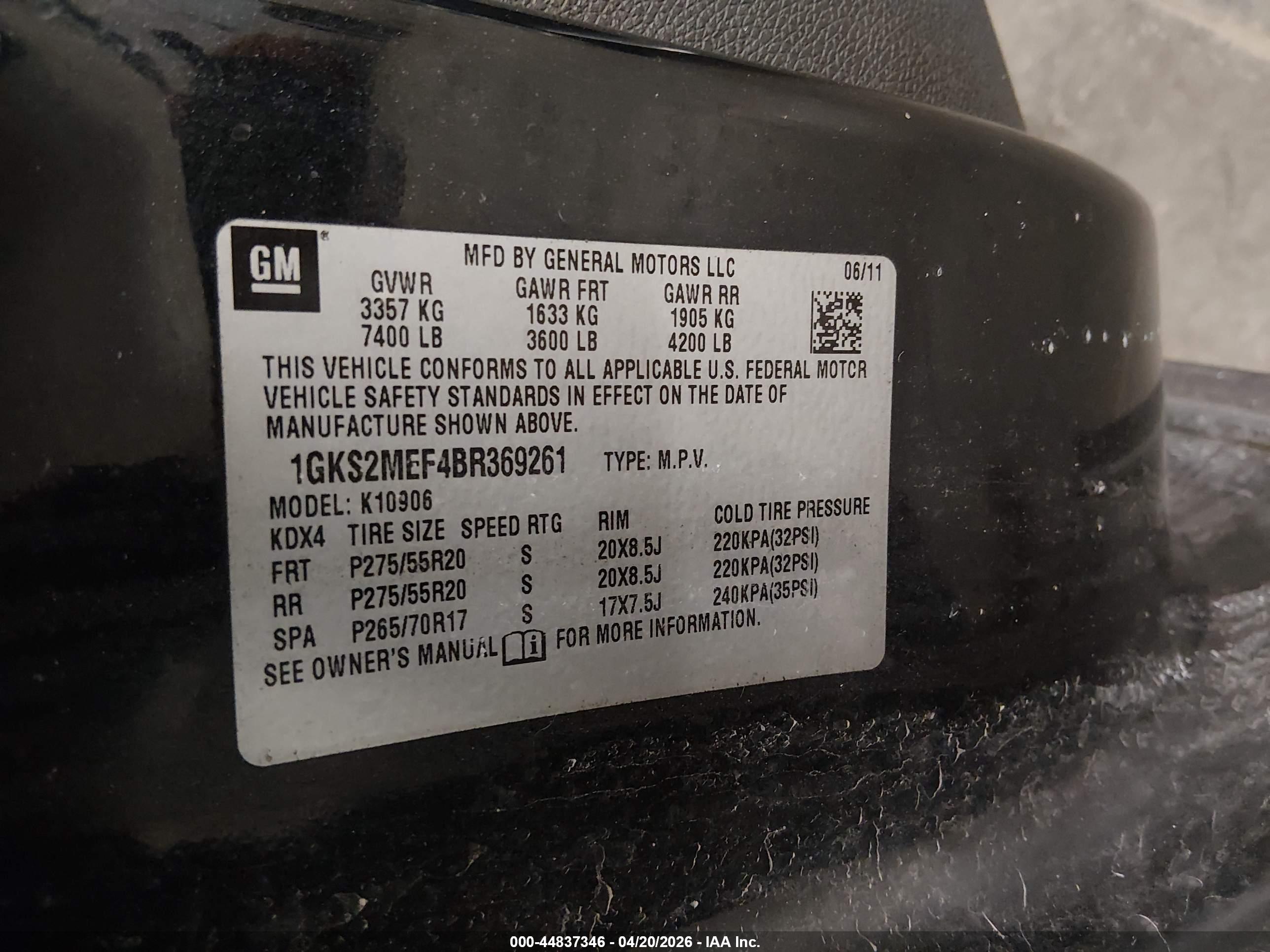 GMC YUKON image 9