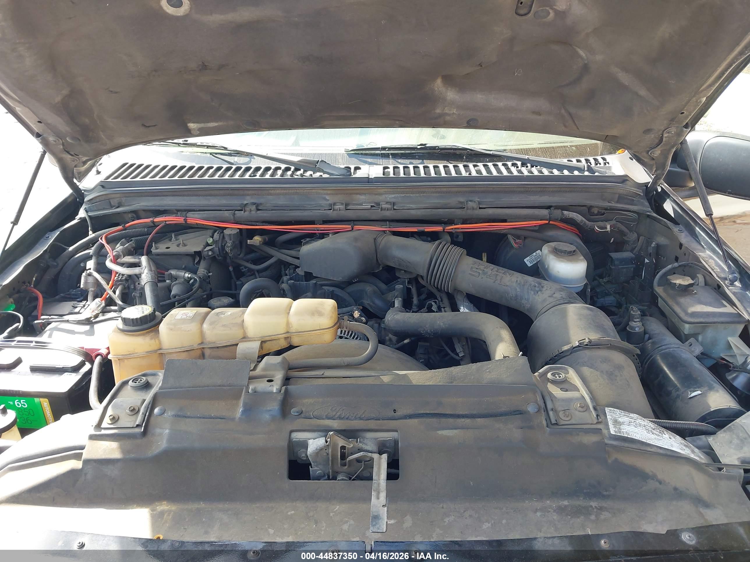 FORD EXCURSION image 10